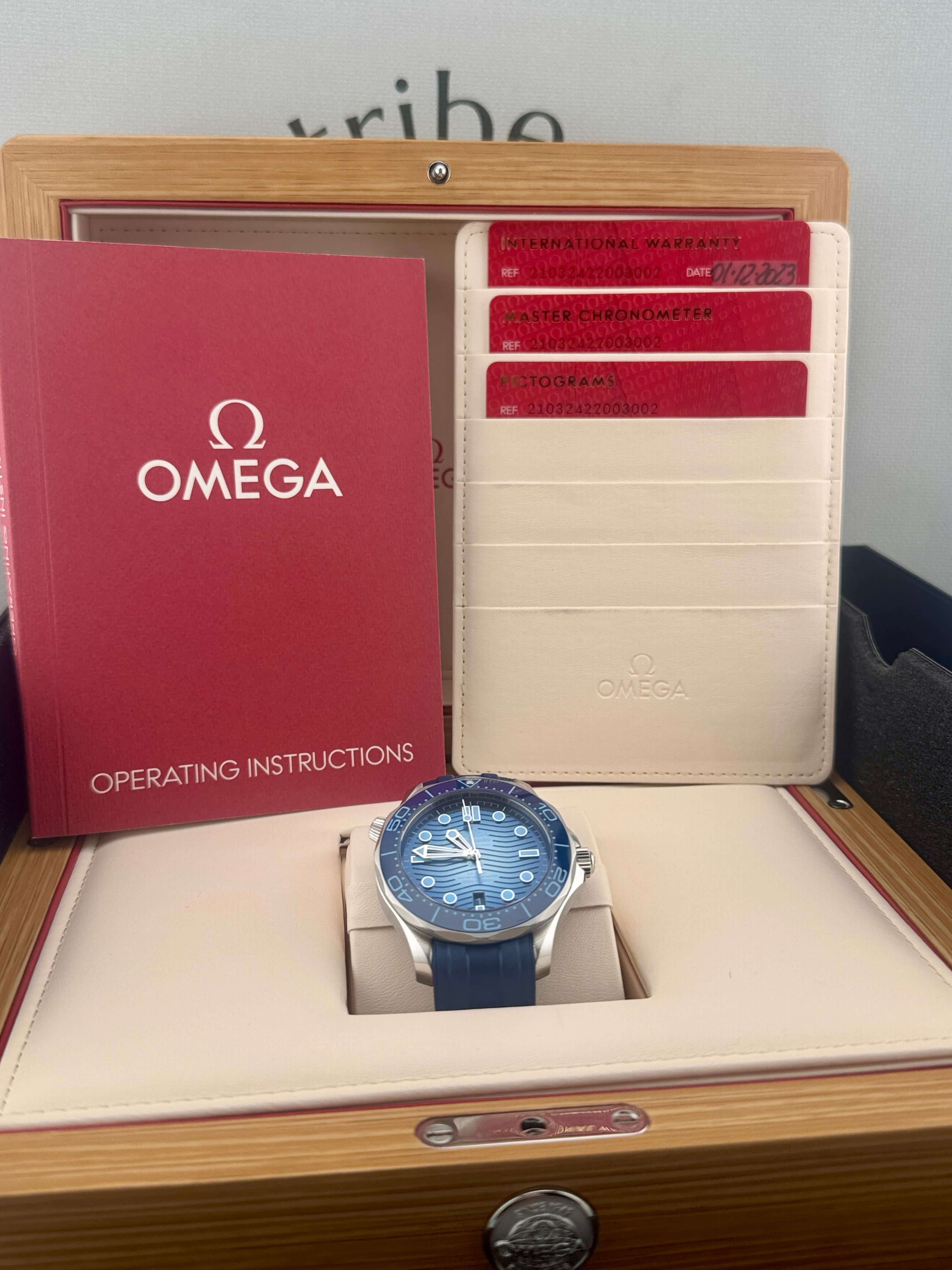 2023 Omega Seamaster 300 Summer Blue 42mm Full Set PX/Finance