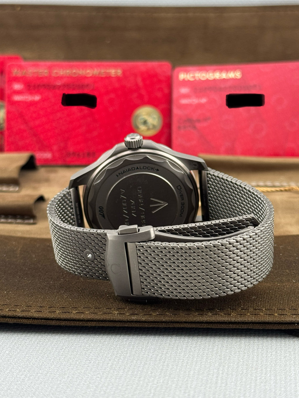 Omega Seamaster 007 NTTD 60th Ed. 42mm 210.90.42.20.01.001 Full Set Fin/PX Pos