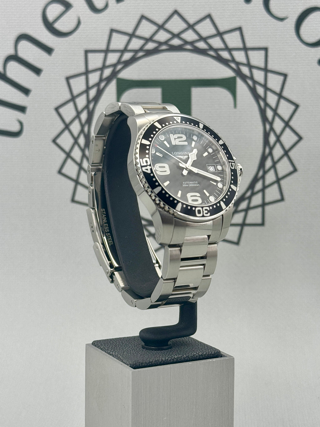 2024 Longines HydroConquest Automatic - 39mm - Immaculate -L3.741.4.56.6