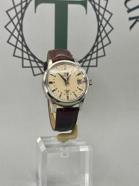 2024 GRAND SEIKO ELEGANCE - SBGM221 - 39.5mm - Full Set