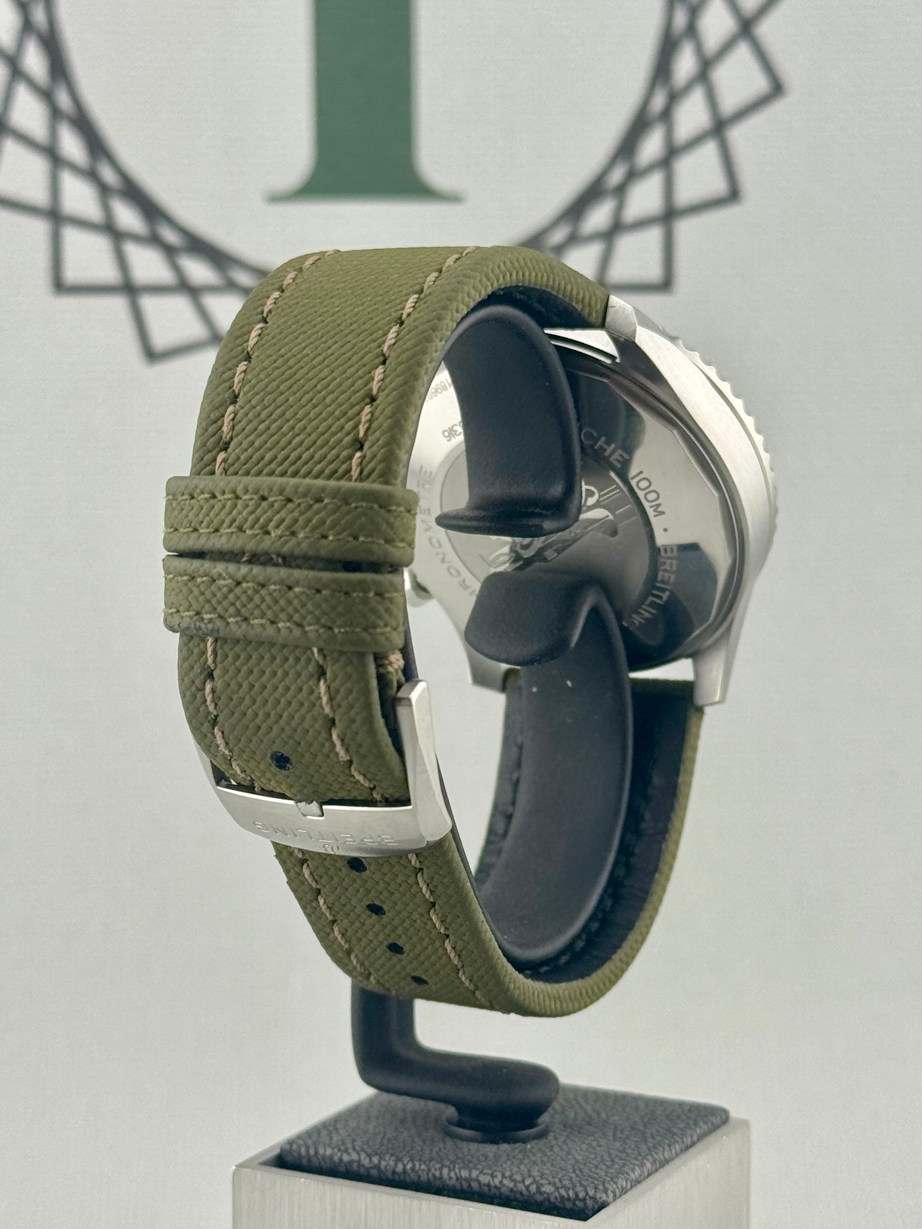 2022 Breitling Aviator 8 Curtiss Warhawk Chrono 43mm Green Dial A13316 Full Set