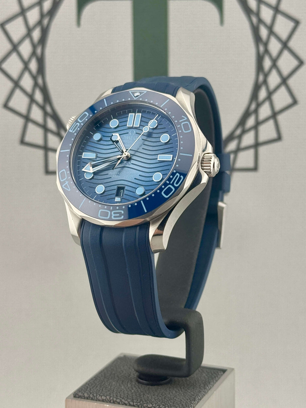2023 Omega Seamaster 300 Summer Blue 42mm Full Set PX/Finance