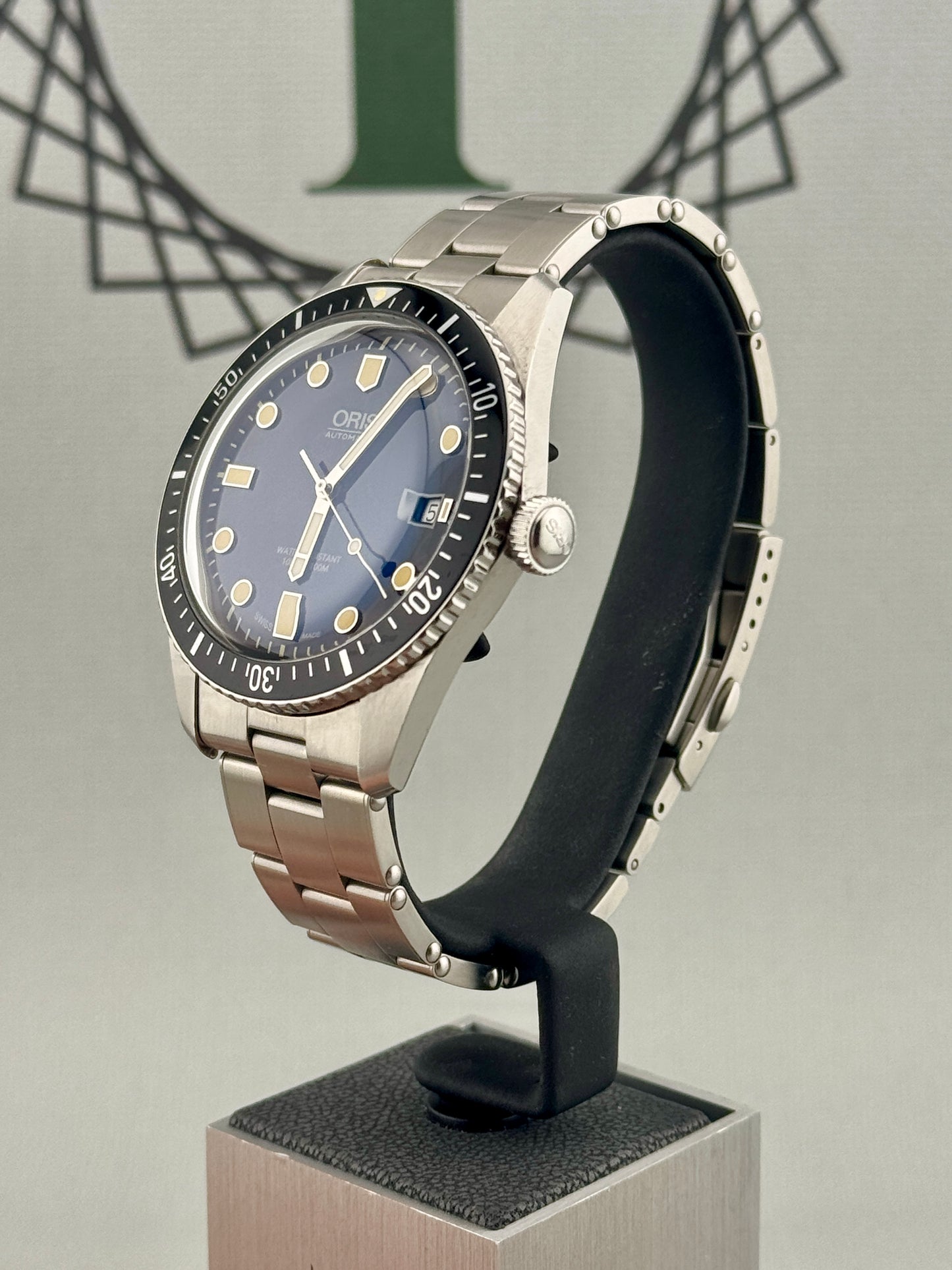 Oris Diver 65 Full Set 42mm Ref 01 733 7720 4055 NATO + Steel