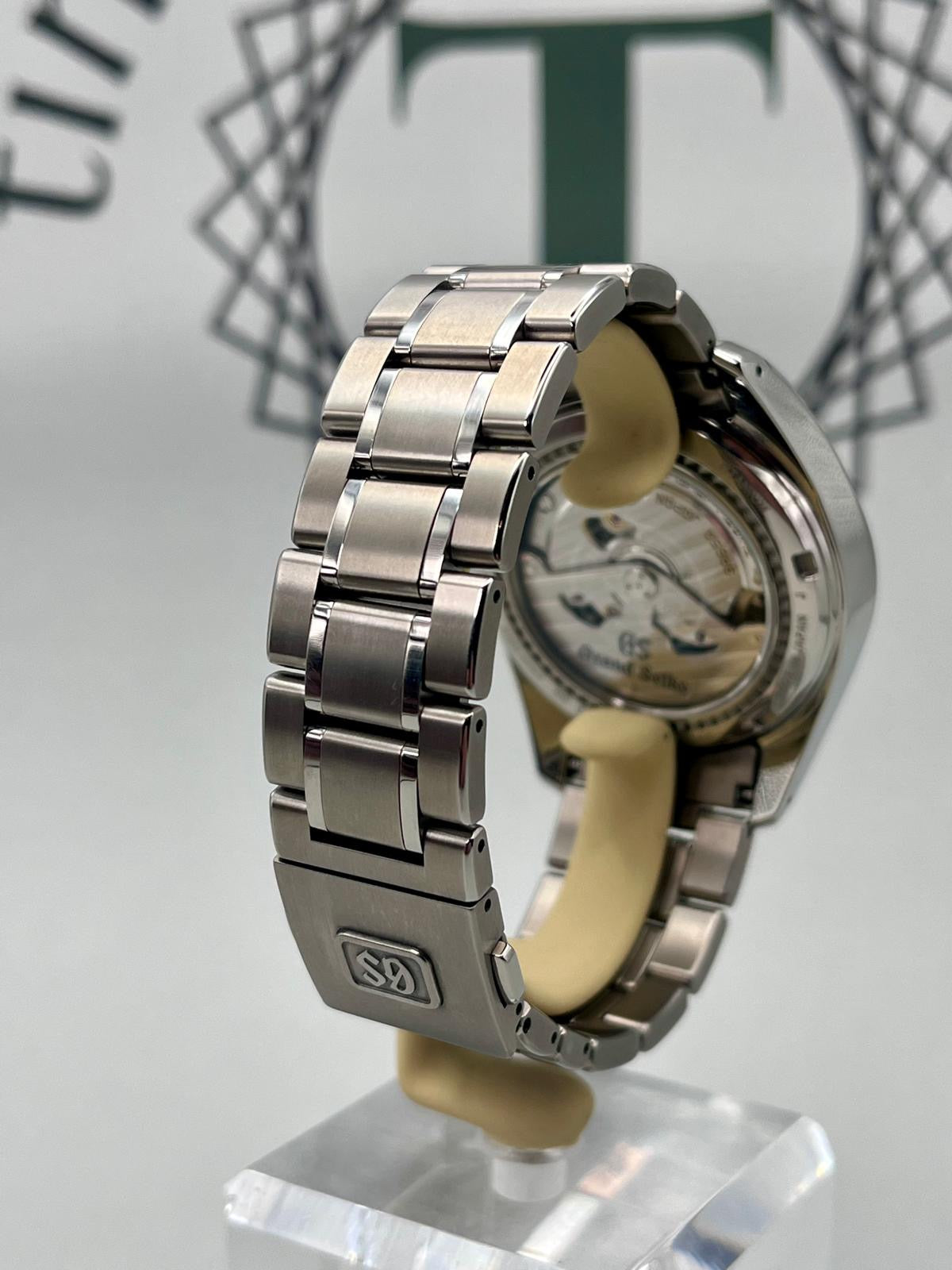 GRAND SEIKO Snowflake SBGA211 40mm Titanium Full Set Immaculate PX Welcome