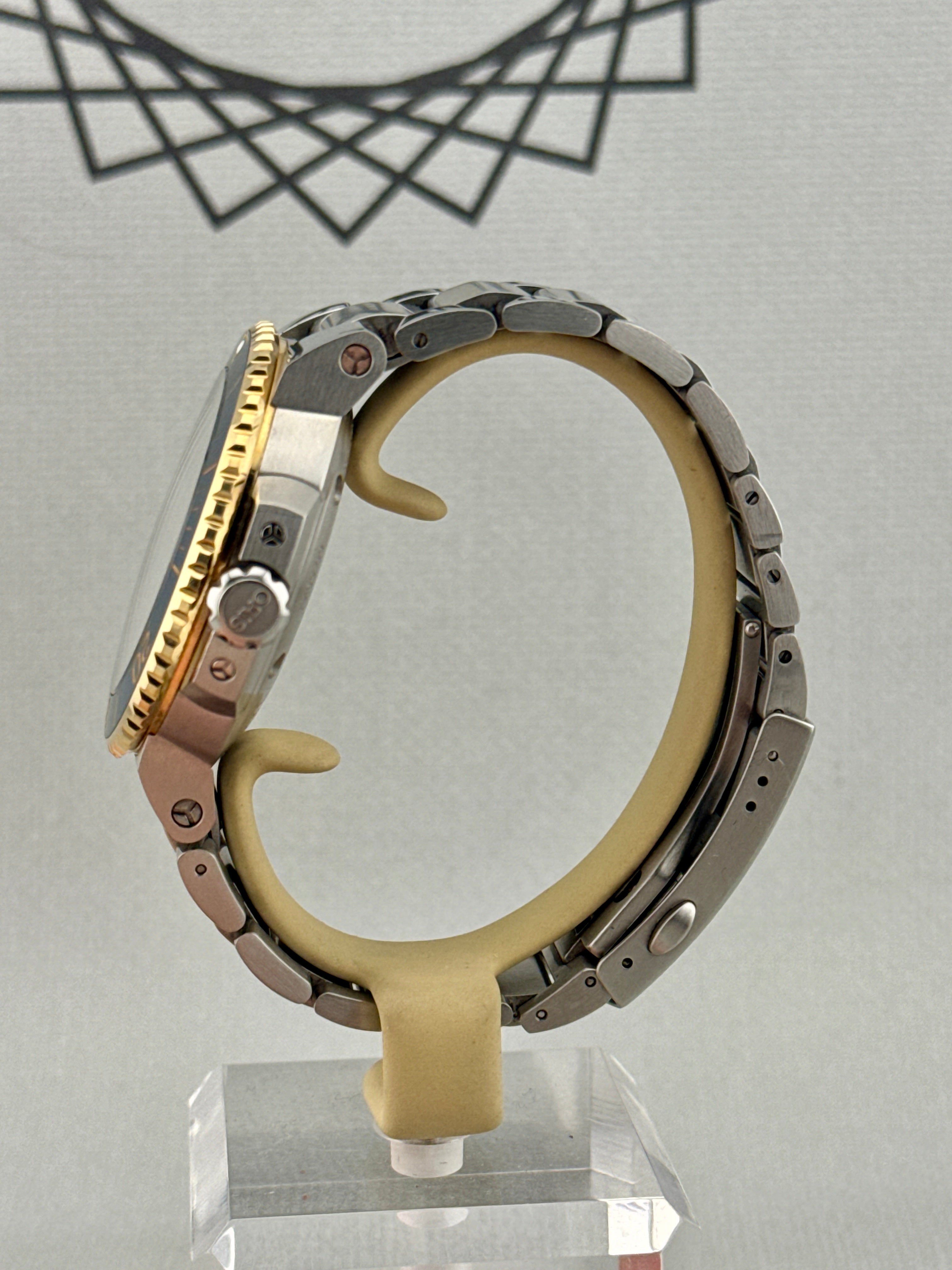2024 Oris Mens Aquis Date Steel & Gold Auto Calibre 400 Blue 41.5mm Full Set