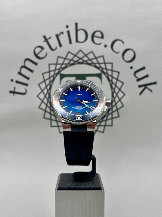 2023 Oris Aquis Date Calibre 400 - 43.5mm - Warranty to 2033 - Full Set - PX pos