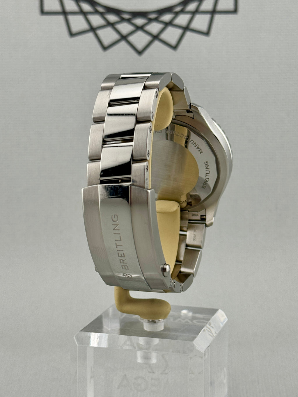 2022 Breitling Super Ocean 42mm A17375 Full Set PX & Finance Availalble