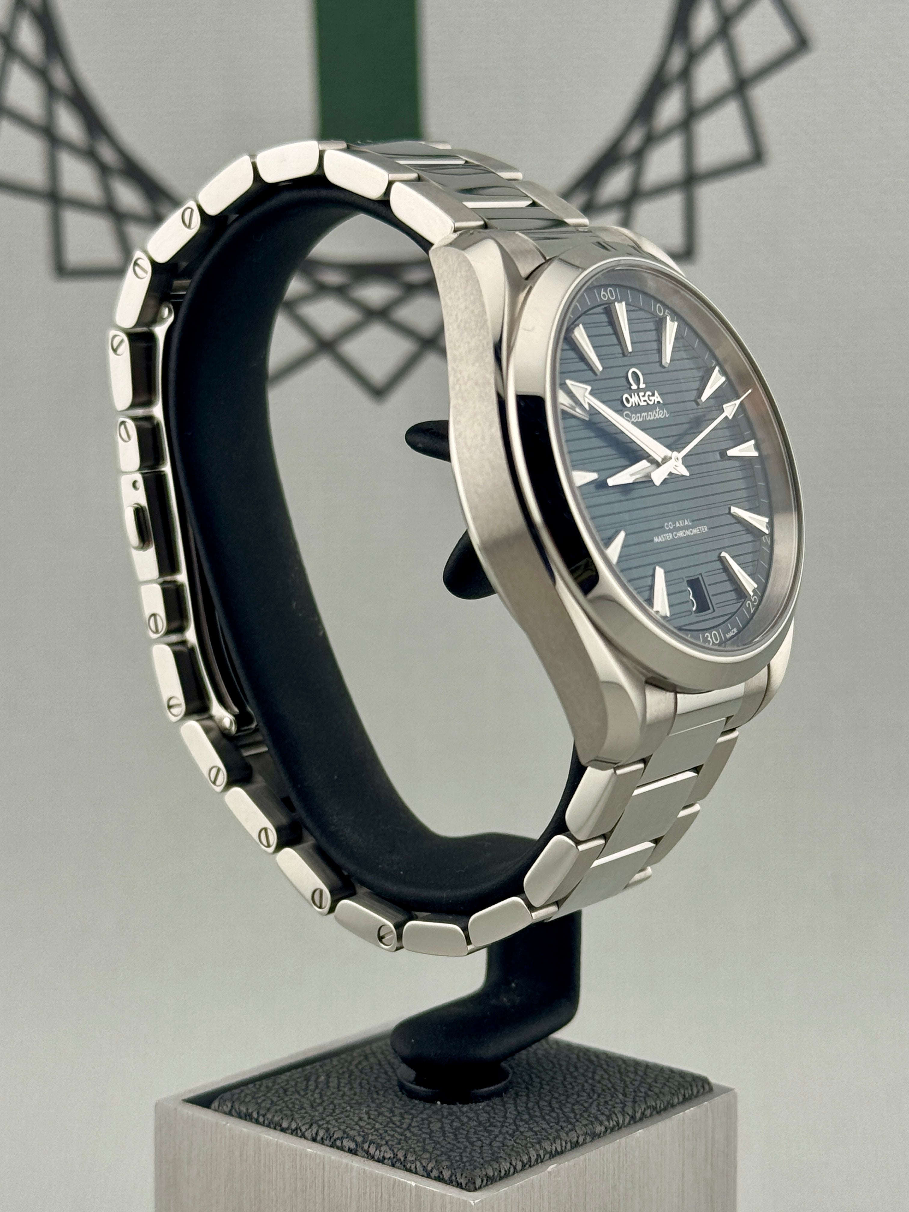 2022 Omega SeaMaster AquaTerra Green Dial 41mm 220.10.41.21.10.001 Auto PX Poss