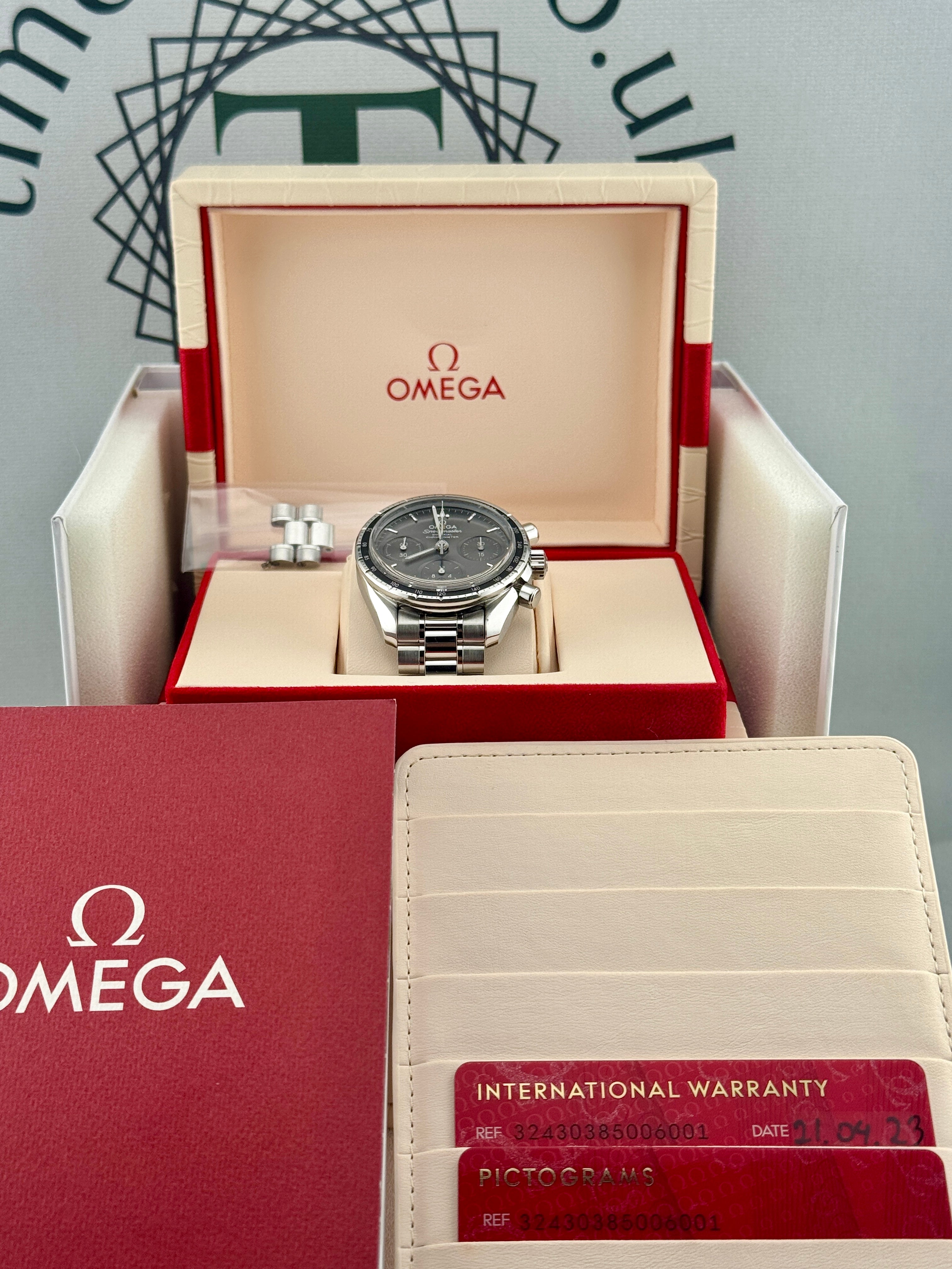 2023 Omega Speedmaster 324.30.38.50.01.001 38mm Chrono Full Set PX Welcome