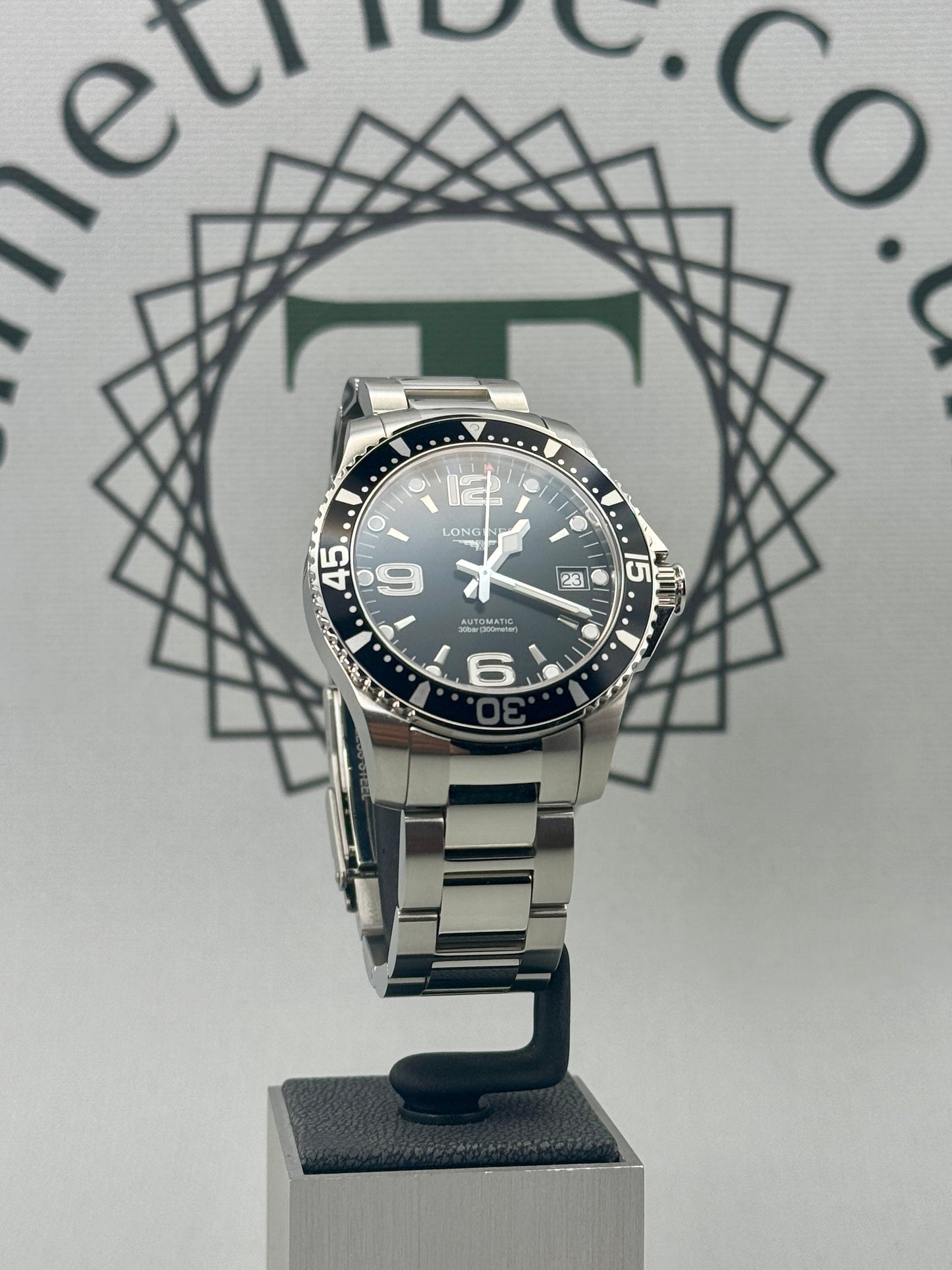 2024 Longines HydroConquest Automatic - 39mm - Immaculate -L3.741.4.56.6