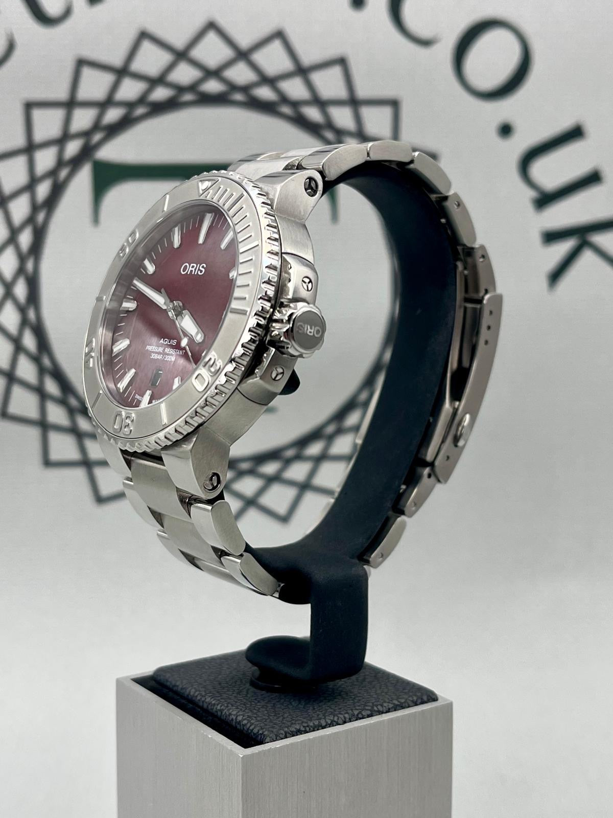 2022 Oris Aquis Automatic - 43.5mm - 01 733 7730 4158 - Full Set - Immaculate