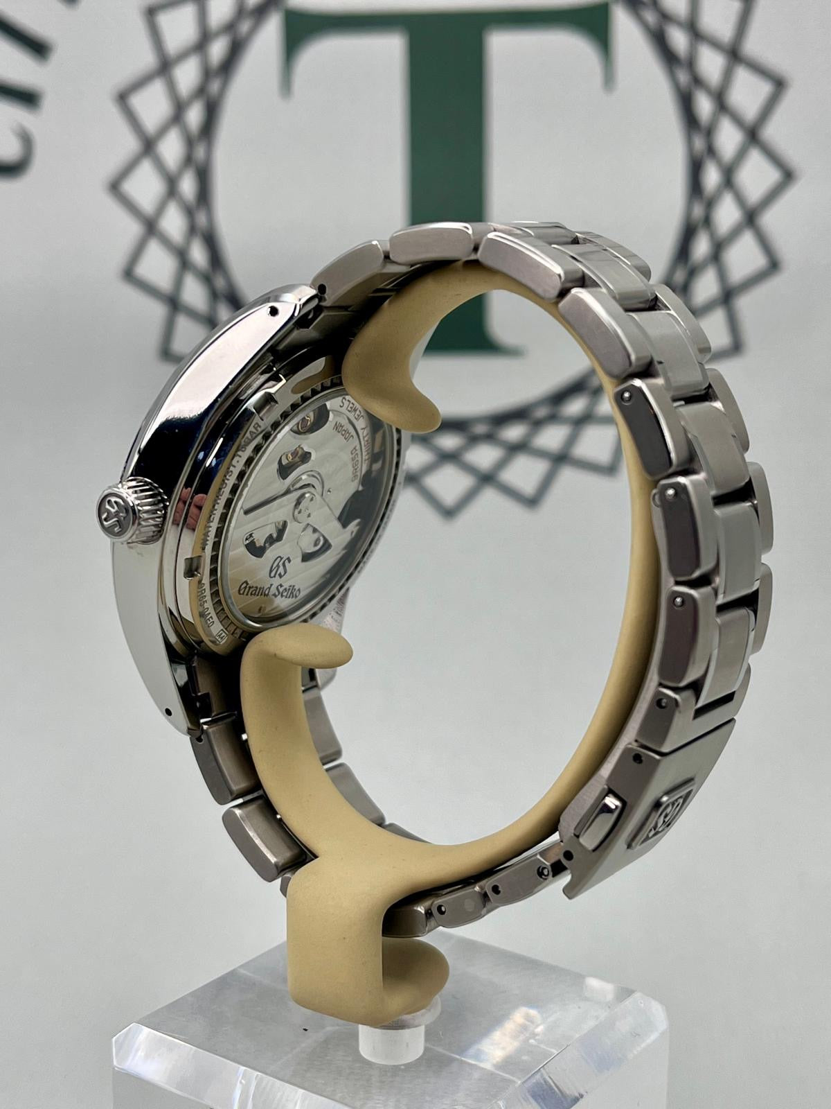 GRAND SEIKO Snowflake SBGA211 40mm Titanium Full Set Immaculate PX Welcome