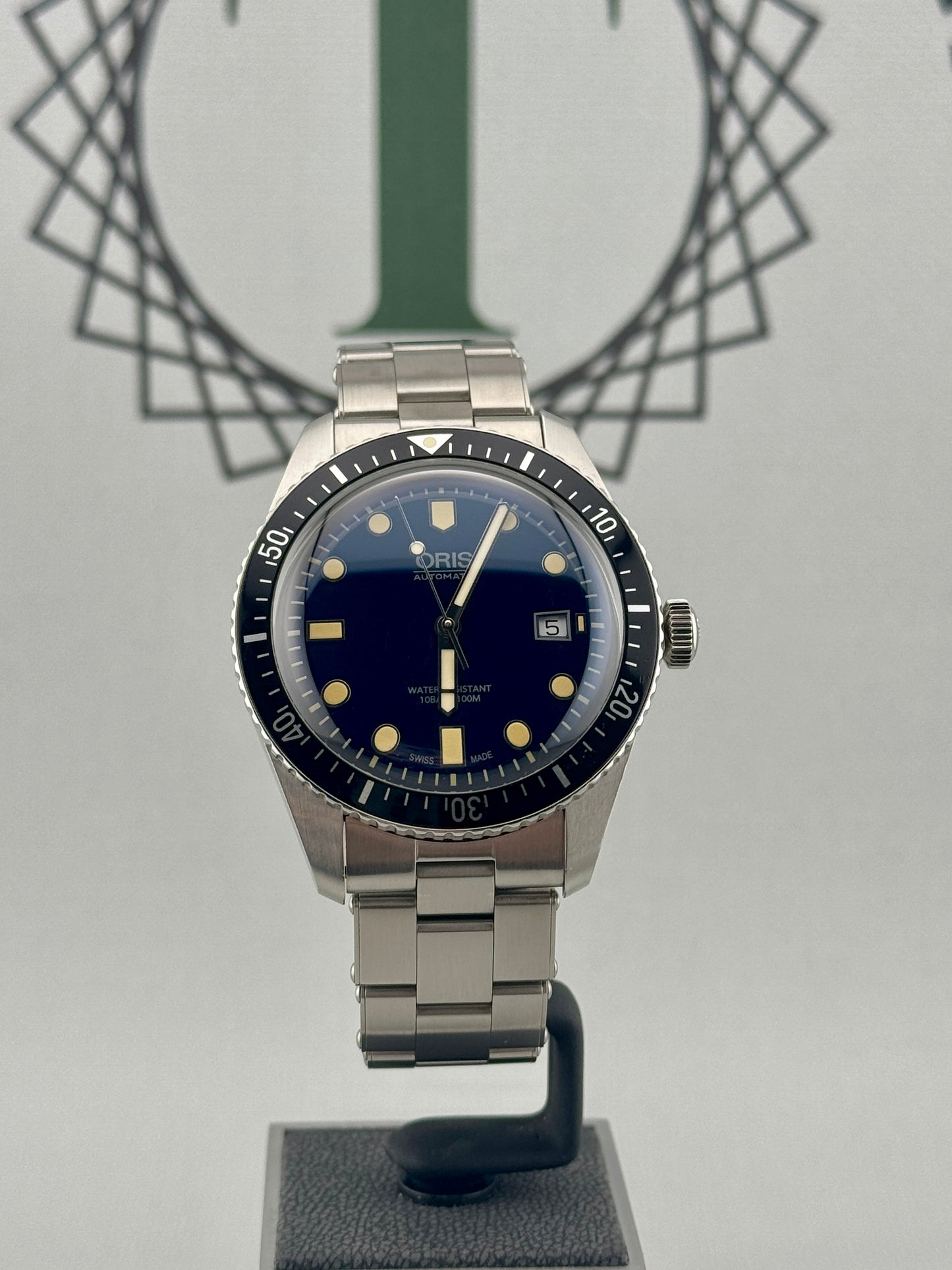 Oris Diver 65 Full Set 42mm Ref 01 733 7720 4055 NATO + Steel