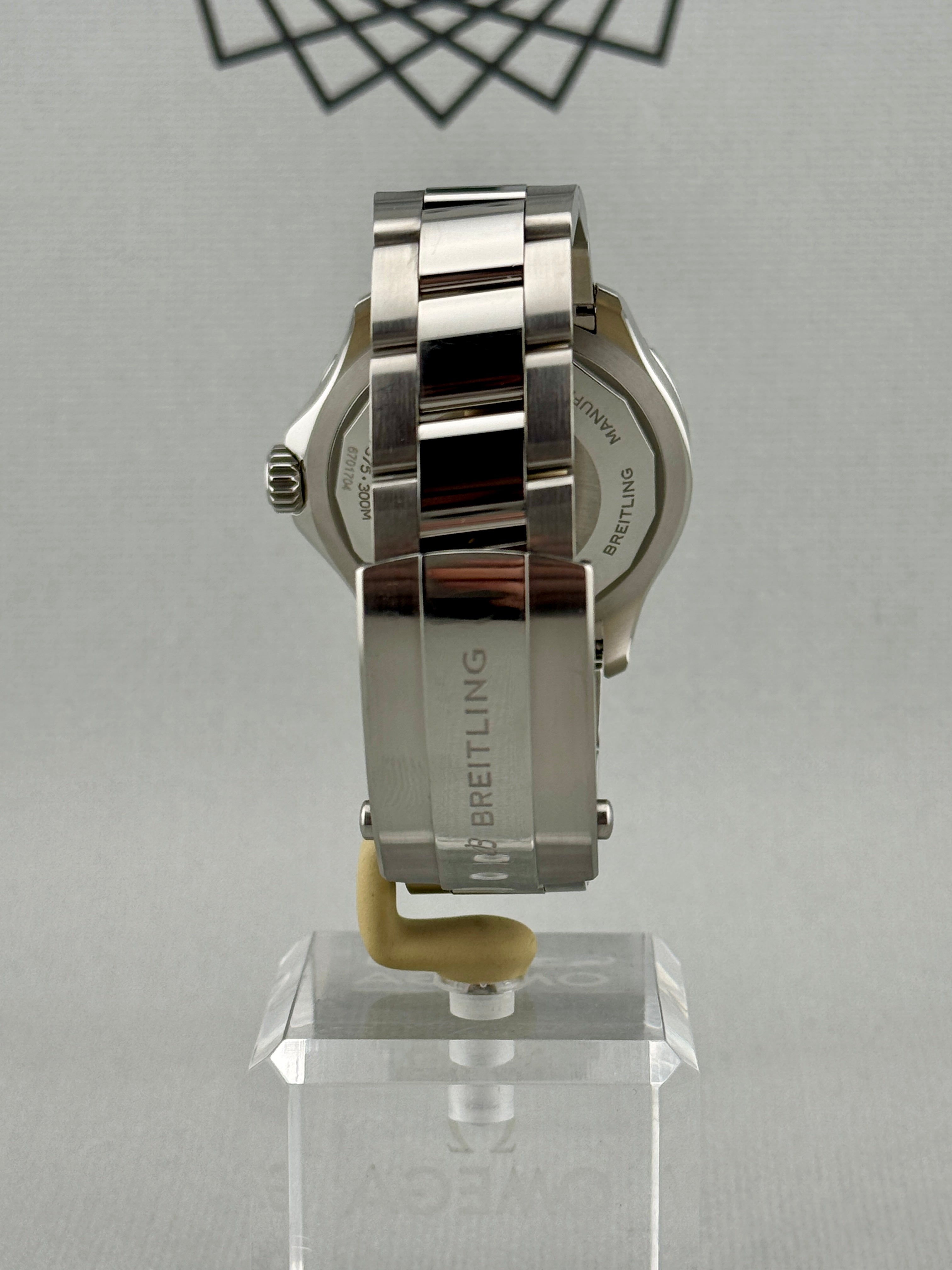 2022 Breitling Super Ocean 42mm A17375 Full Set PX & Finance Availalble