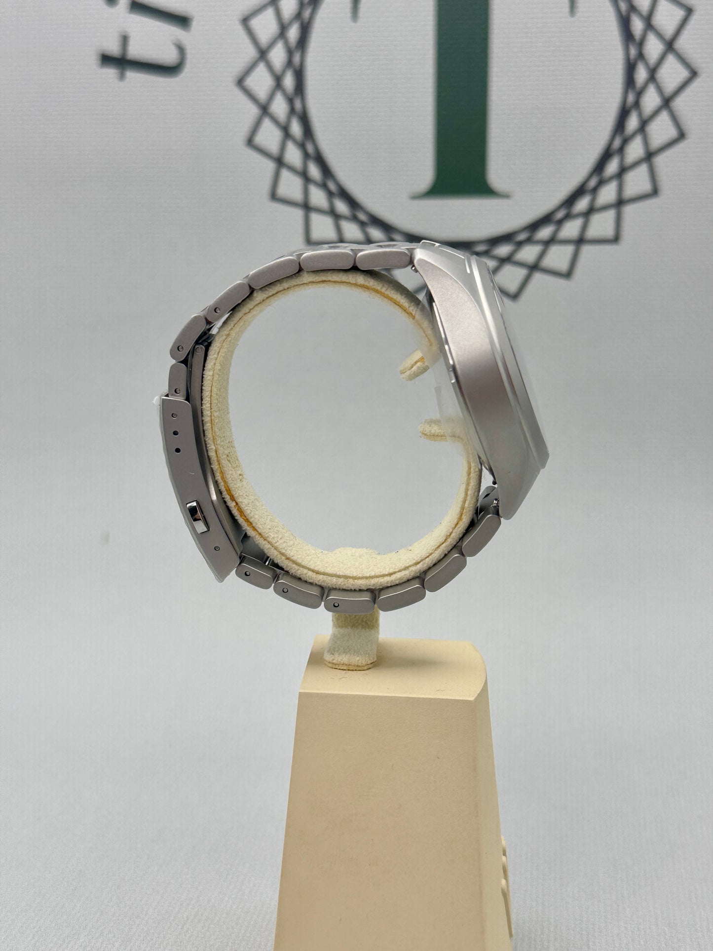 2025 Hamilton Khaki Field Power Reserve Men's Watch - H69509110 - 40mm