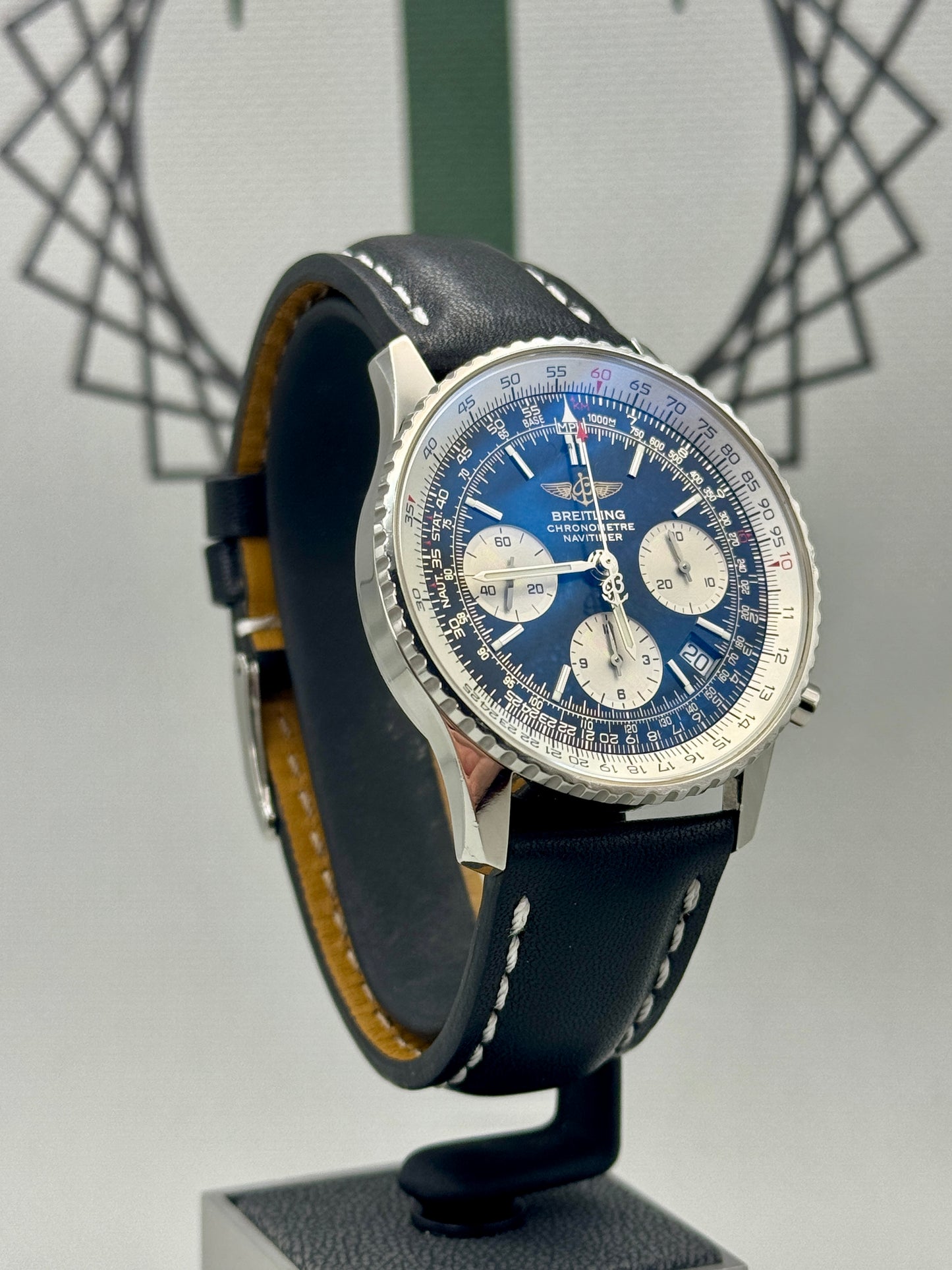Breitling Navitimer Chrono 42mm A23322 Immaculate Full Set PX Welcome