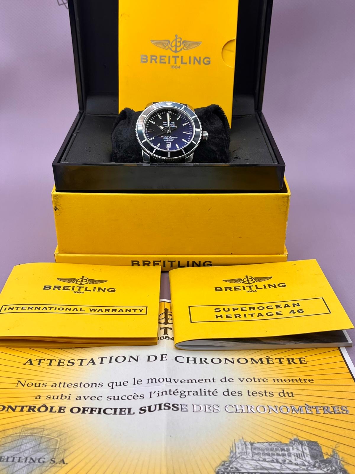 Breitling Superocean Men's Black Watch Automatic - A17320 - 44m - Full Set