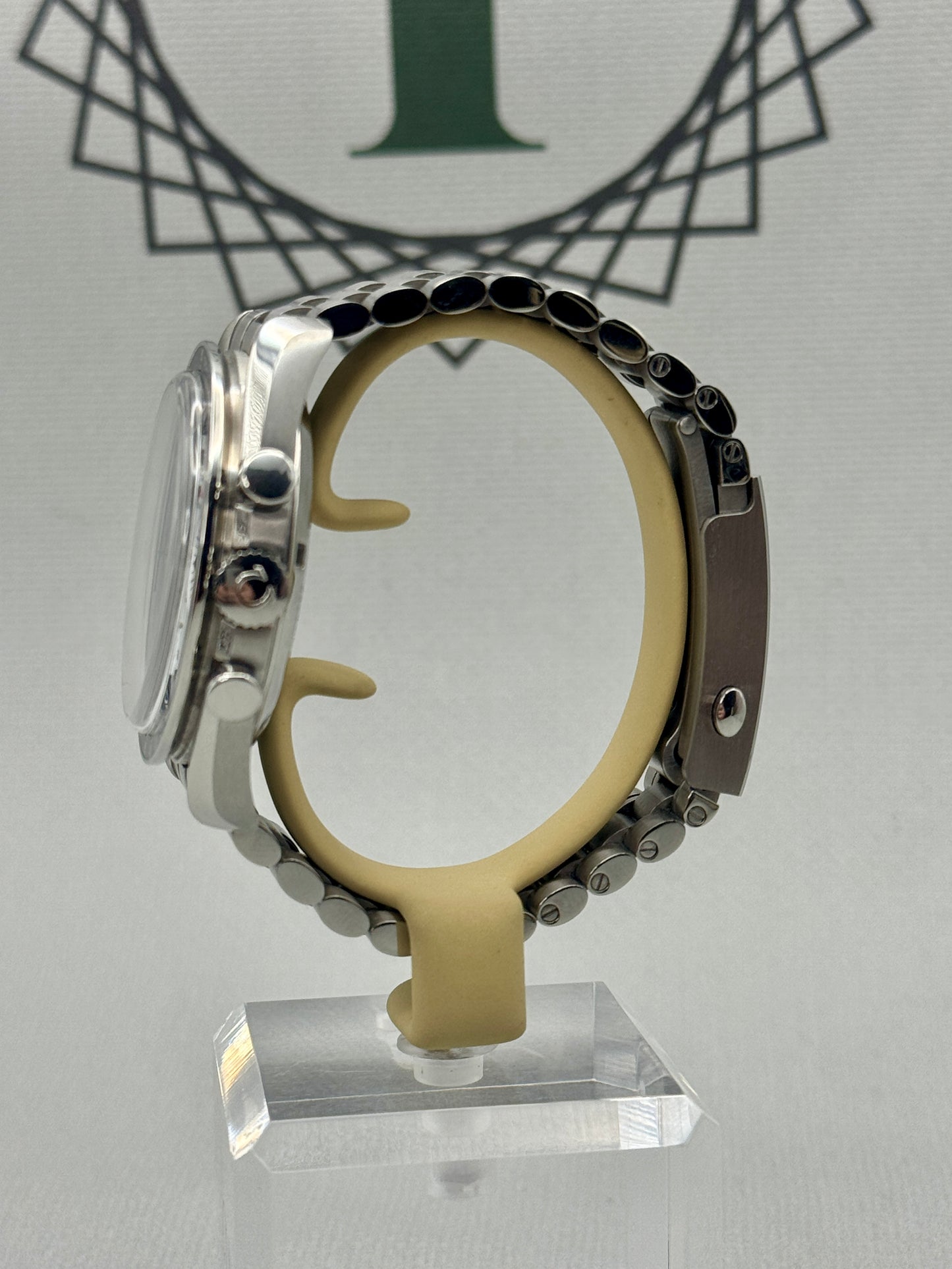 2025 OMEGA Speedmaster Moonwatch 310.30.42.50.04.001 PX & Finance Available