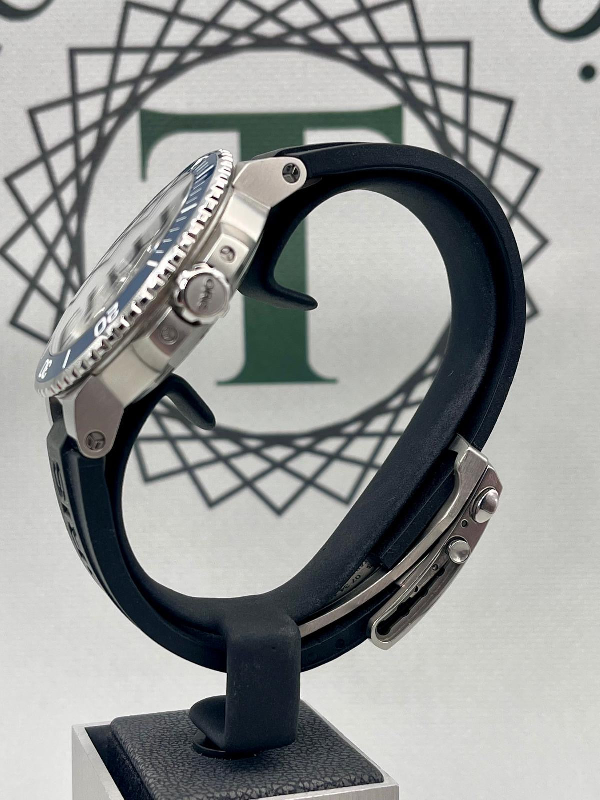 2023 Oris Aquis Date Calibre 400 - 43.5mm - Warranty to 2033 - Full Set - PX pos