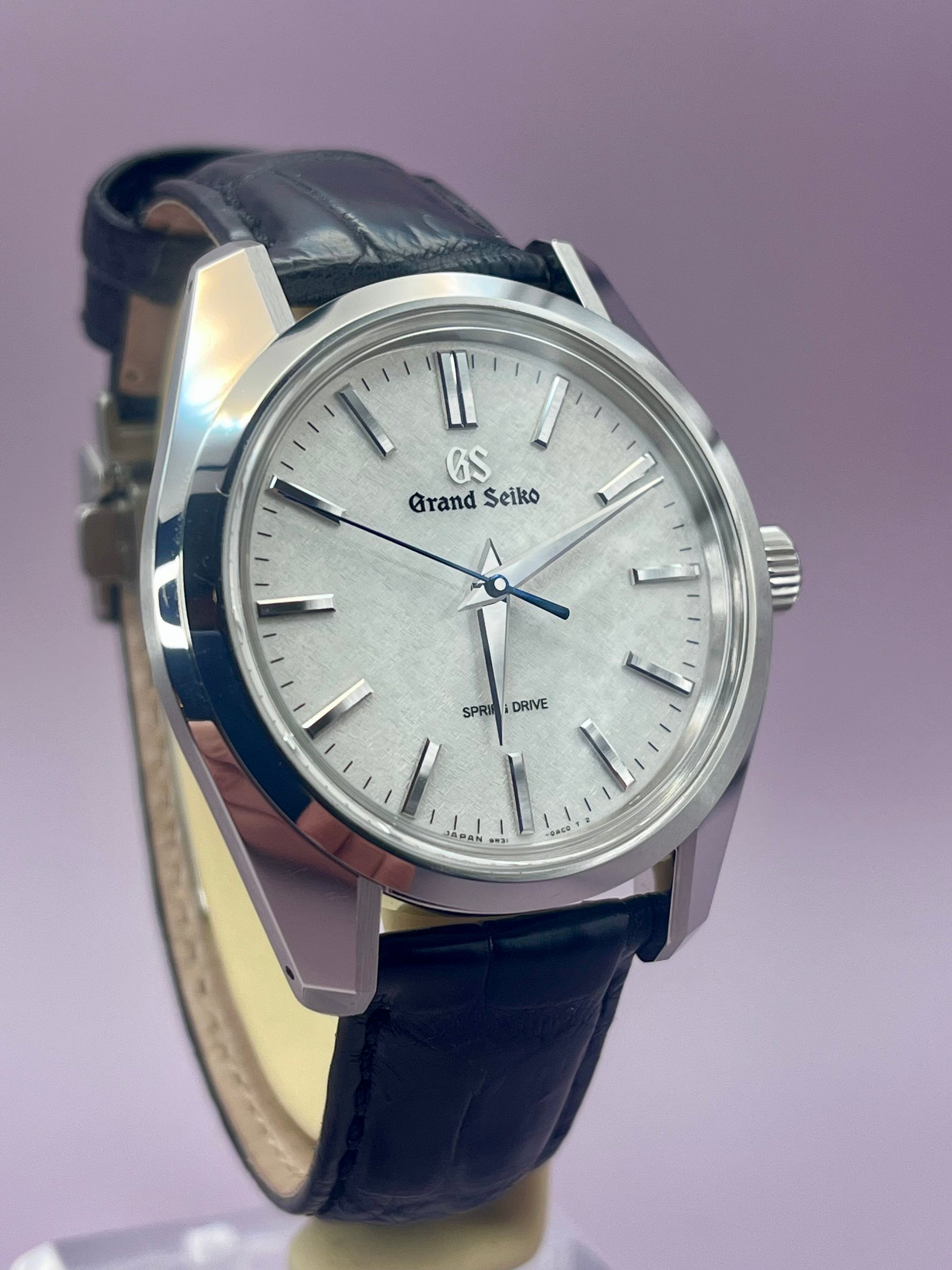 2024 GRAND SEIKO SBGY011 Spring Drive 'Asa Borake' - 40mm - TimeTribe
