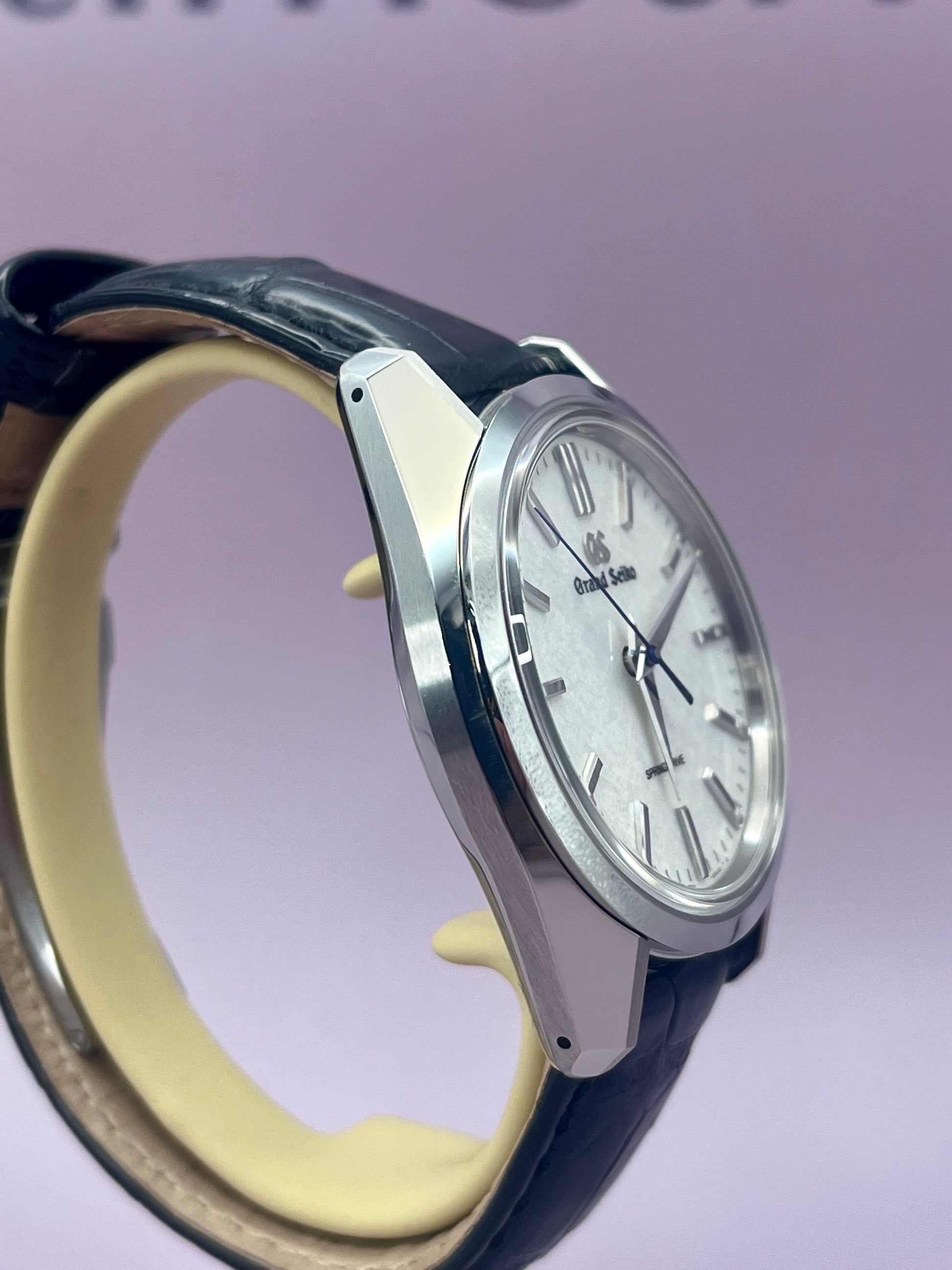 2024 GRAND SEIKO SBGY011 Spring Drive 'Asa Borake' - 40mm - TimeTribe