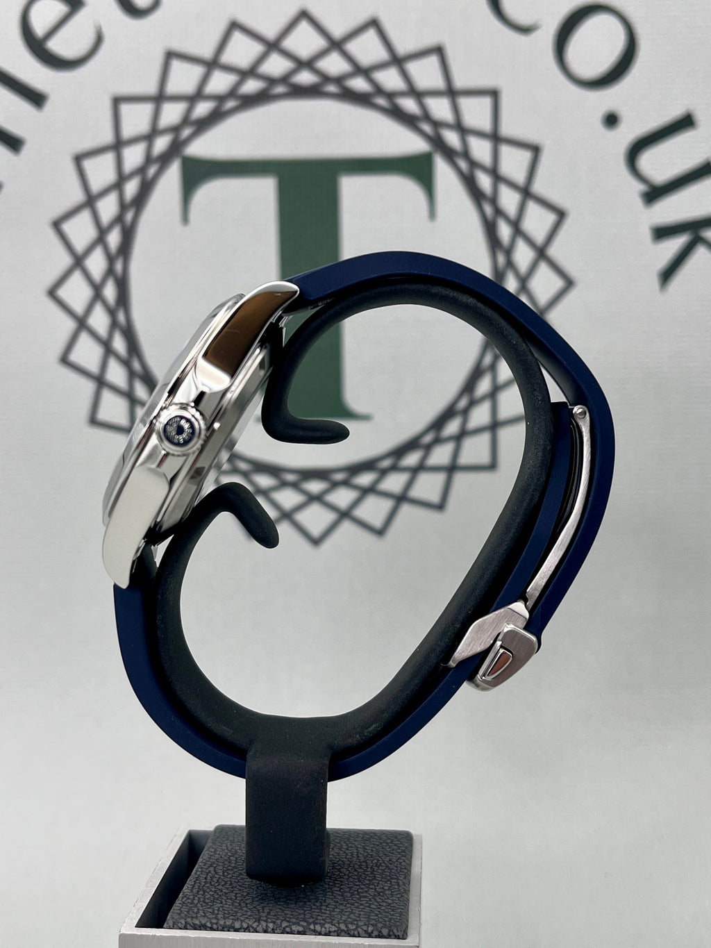2025 Longines Conquest Automatic - 2 x OEM Straps - 38mm - Mint -L3.720.4.92.9