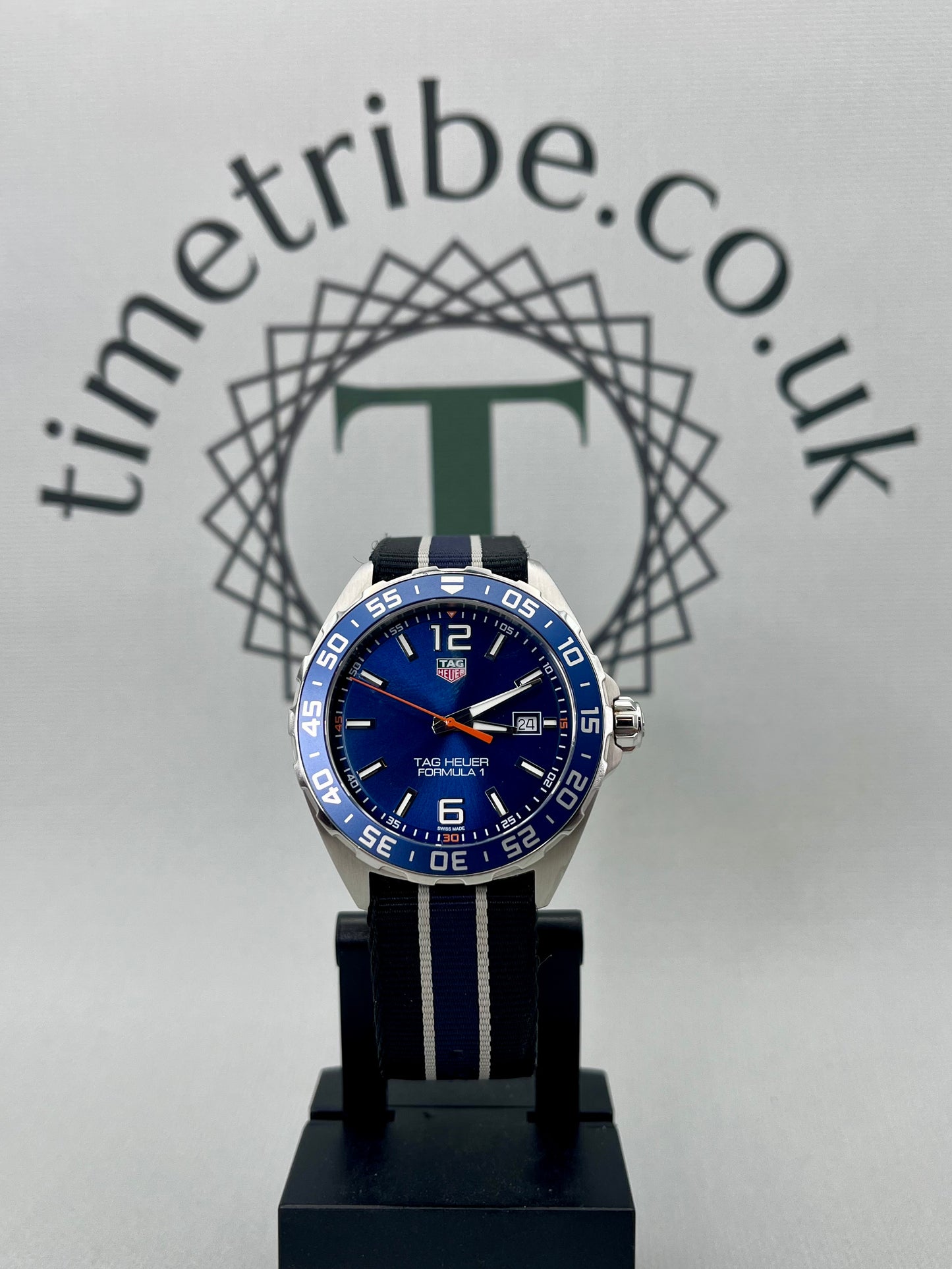 TAG Heuer Formula 1 Quartz - 43mm - WAZ1010 - Full Set