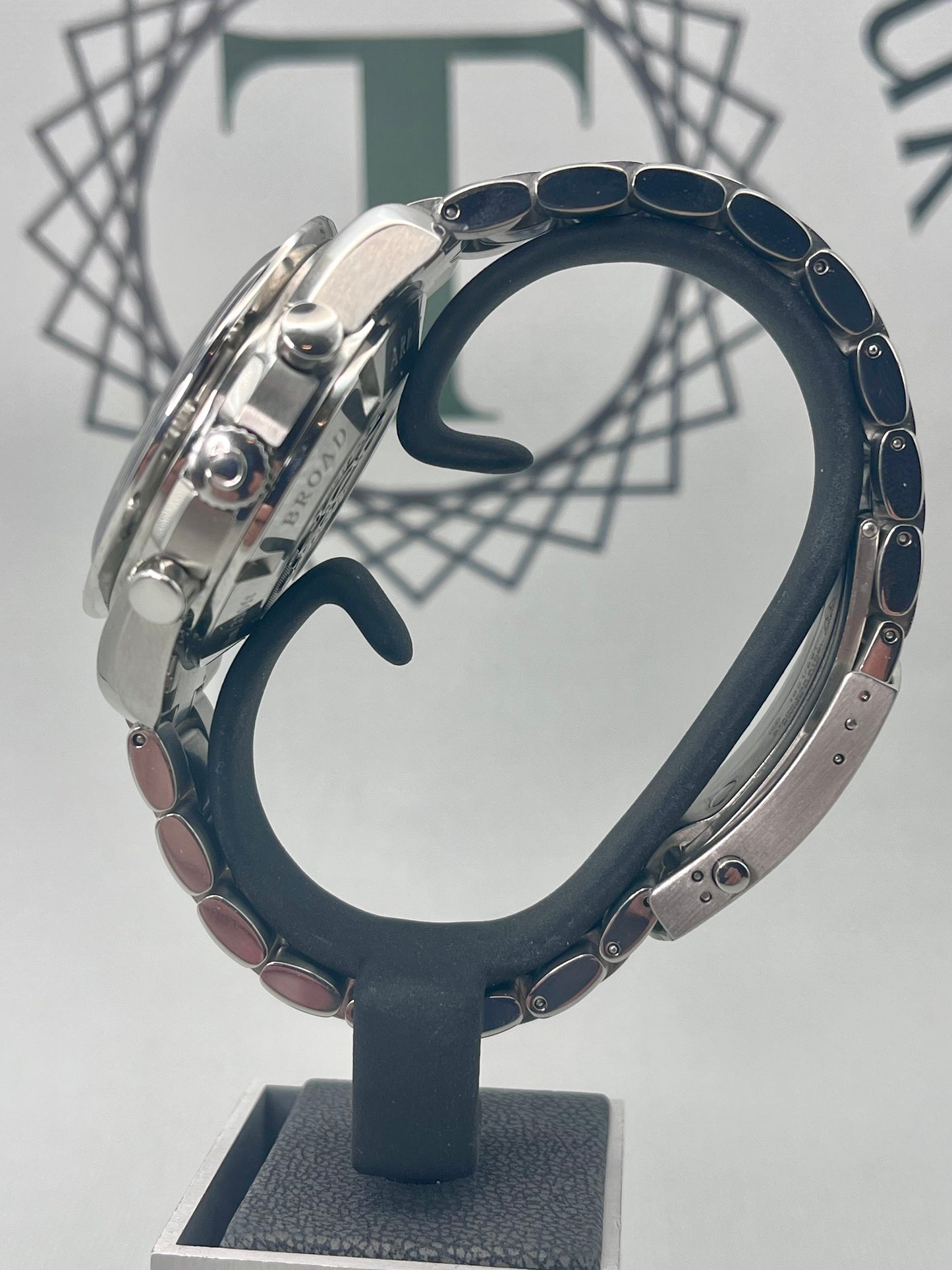 Omega Speedmaster Broad Arrow Olympic Ltd Ed - 321.30.44.52.01.001