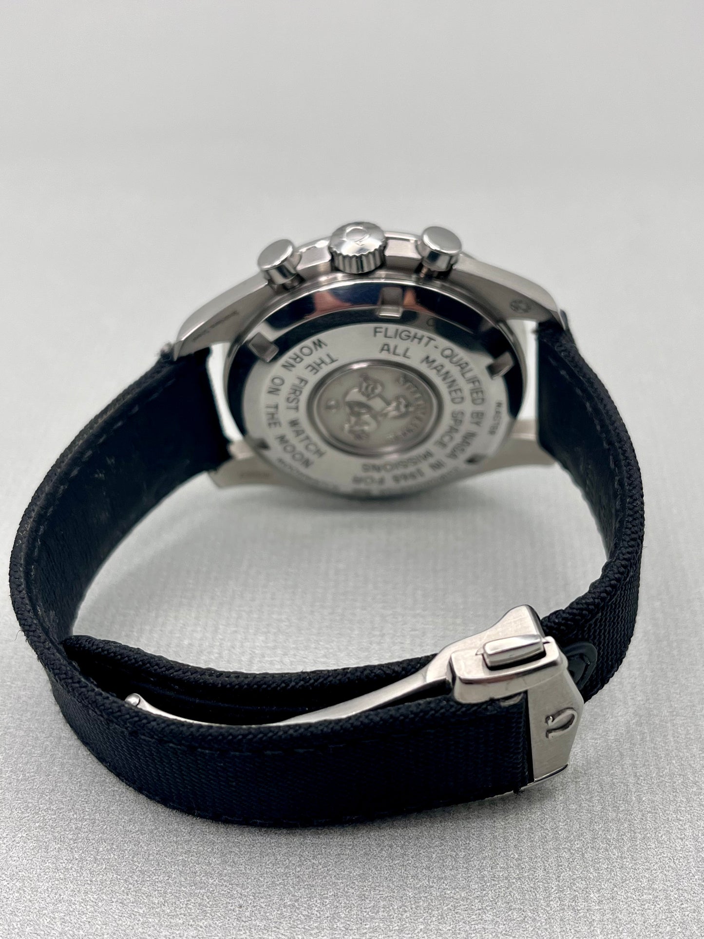 2023 OMEGA Speedmaster Moonwatch Pro - 310.30.42.50.01.001 - Full Set