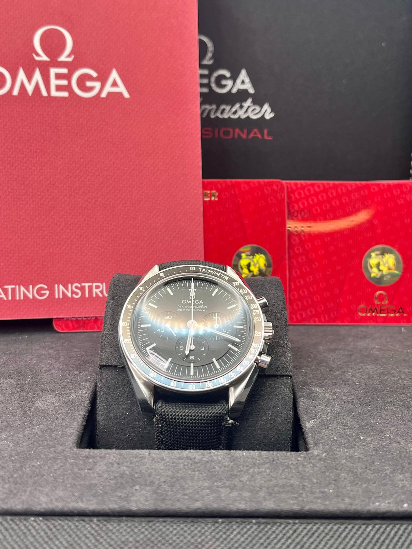 2023 OMEGA Speedmaster Moonwatch Pro - 310.30.42.50.01.001 - Full Set