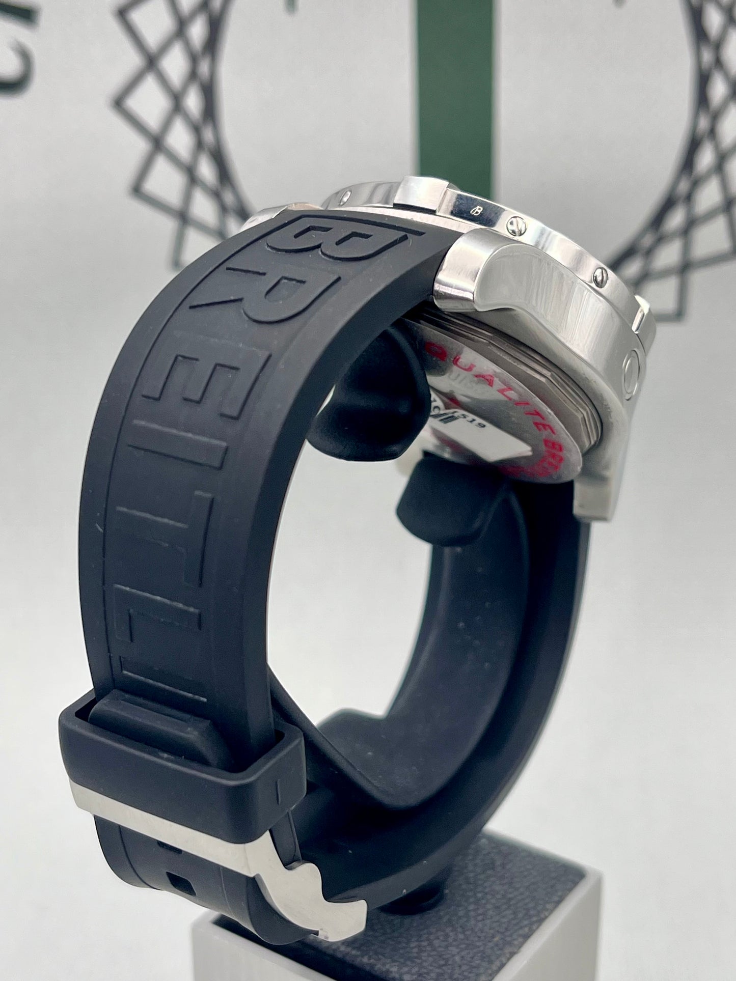 Breitling Avenger II Seawolf A17331 45mm Rubber & Steel Straps Immaculate
