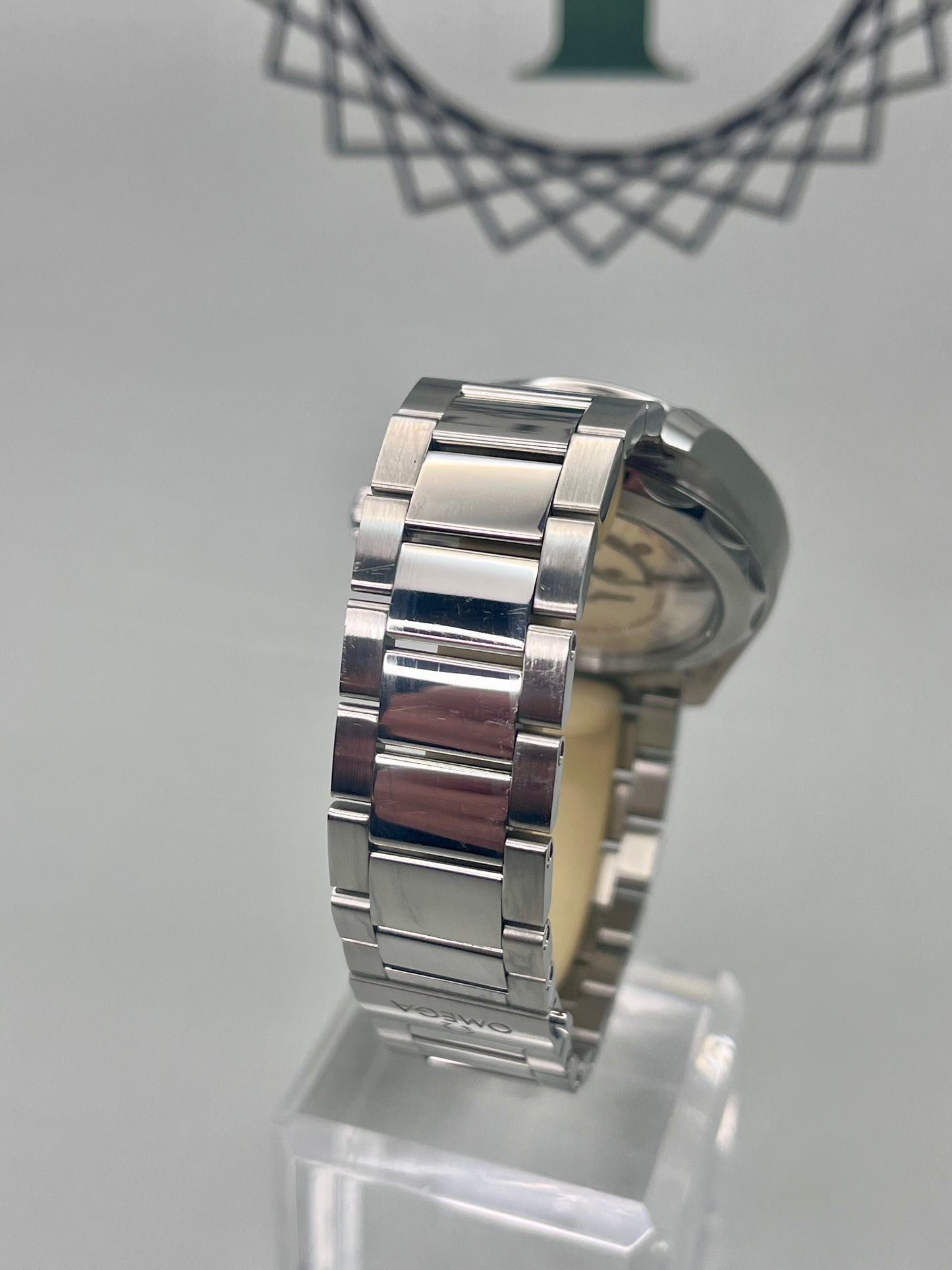 Dec 2022 Omega SeaMaster AquaTerra Green 41mm 220.10.41.21.10.001 Auto