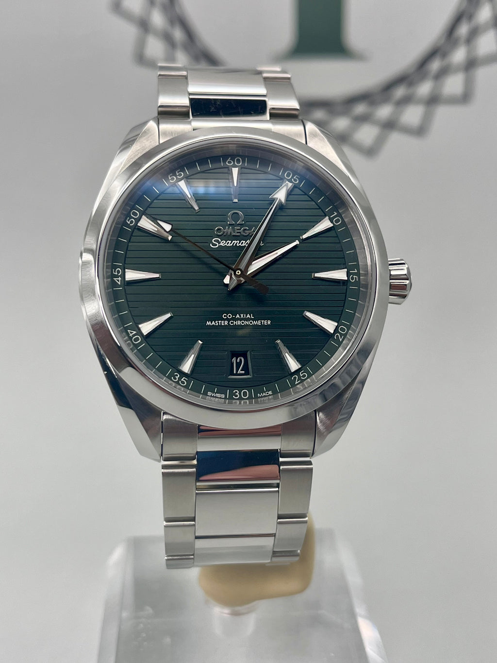 Dec 2022 Omega SeaMaster AquaTerra Green 41mm 220.10.41.21.10.001 Auto