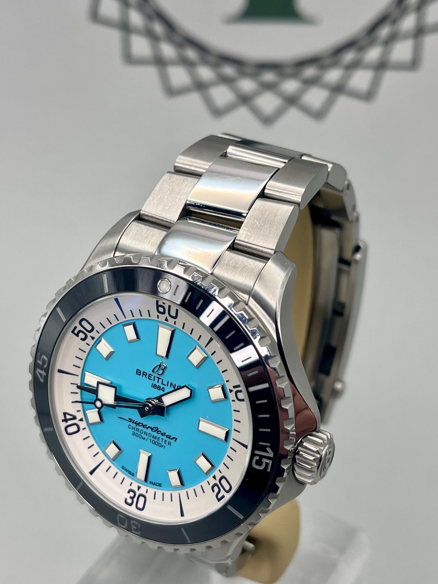 Breitling Superocean Automatic 44mm Turquoise A17376 Full Set