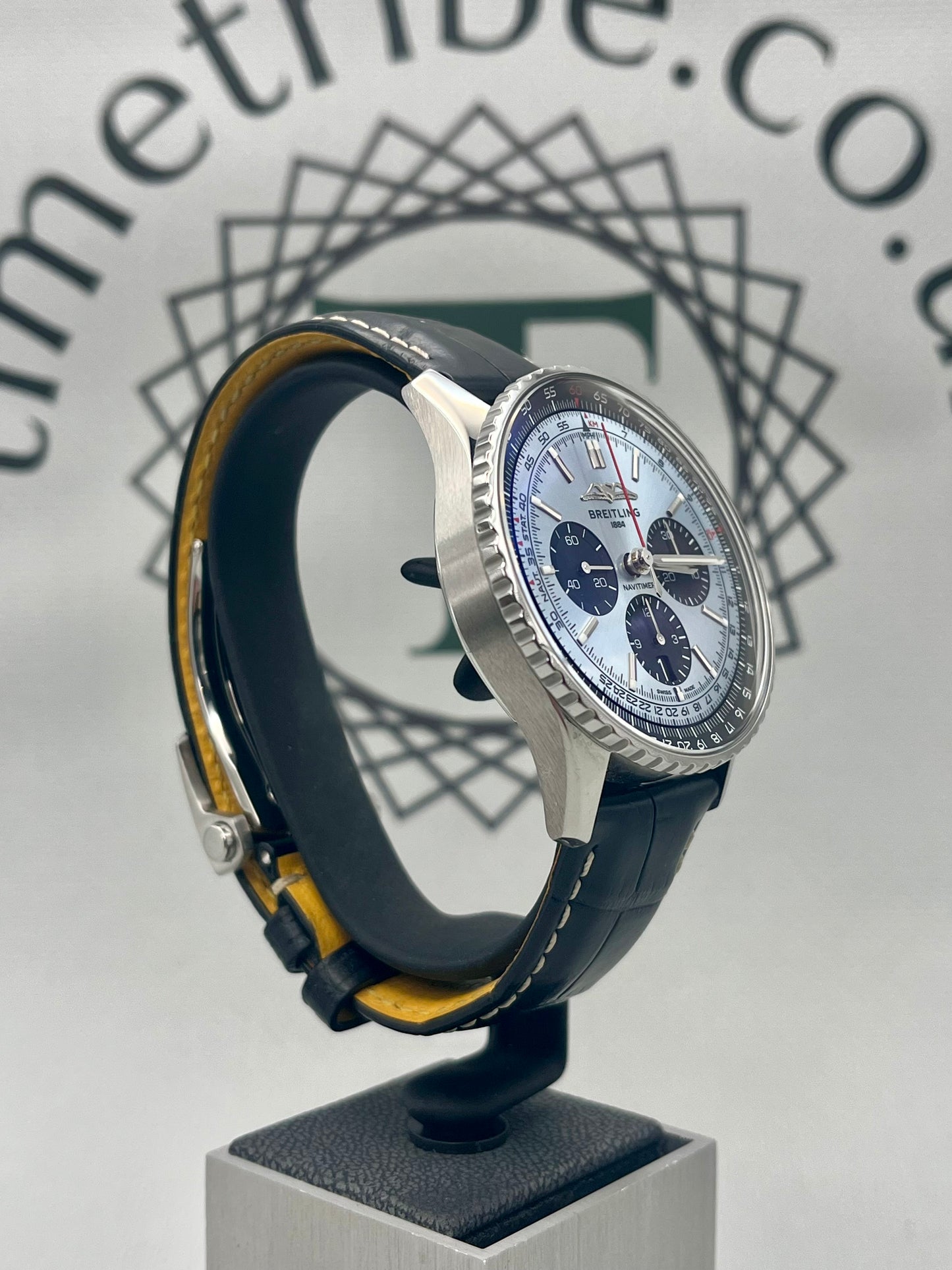 2024 Breitling Navitimer 1 BO1 Chrono Auto 43mm AB0138241C1P1 Full Set