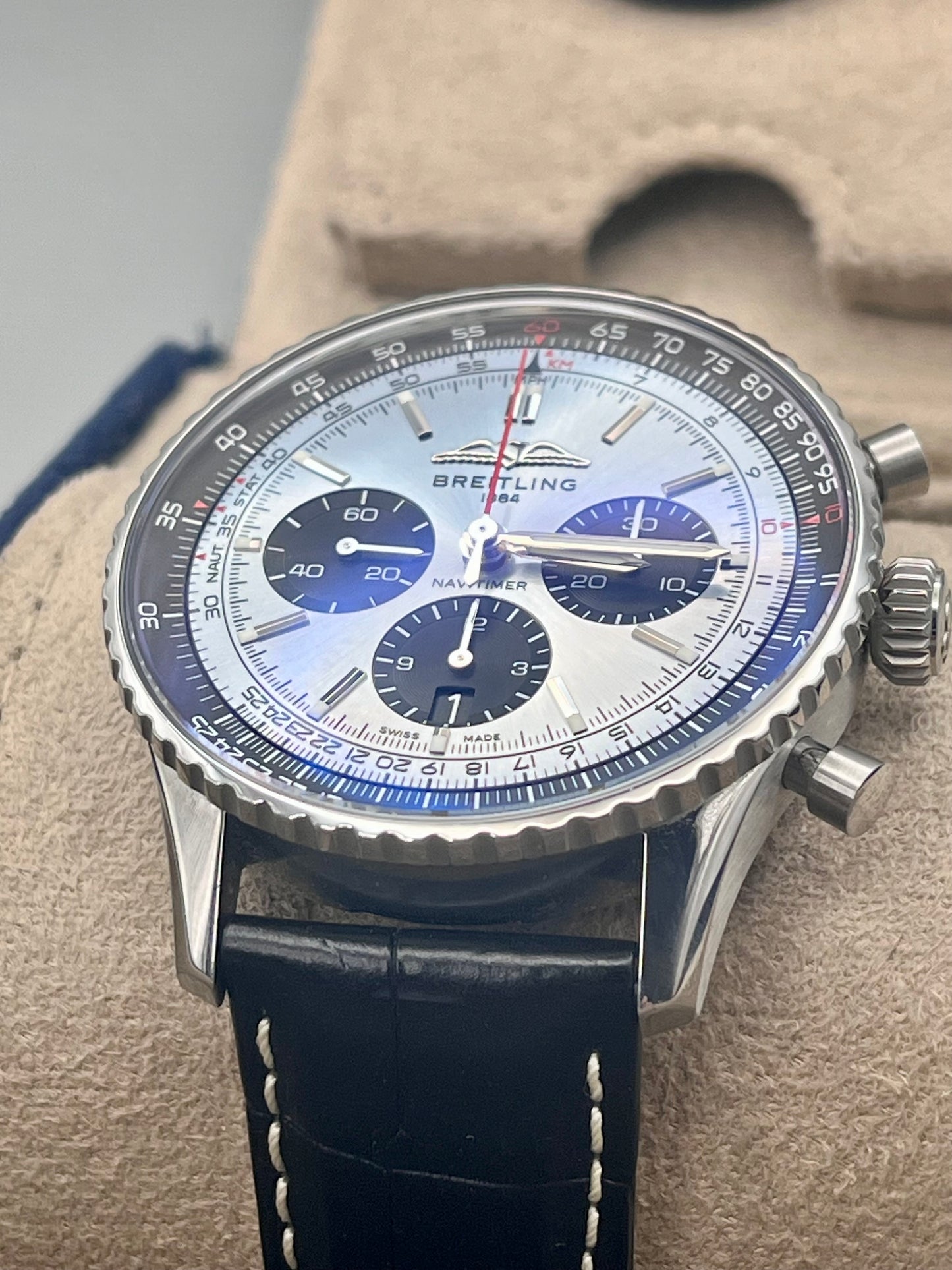 2024 Breitling Navitimer 1 BO1 Chrono Auto 43mm AB0138241C1P1 Full Set