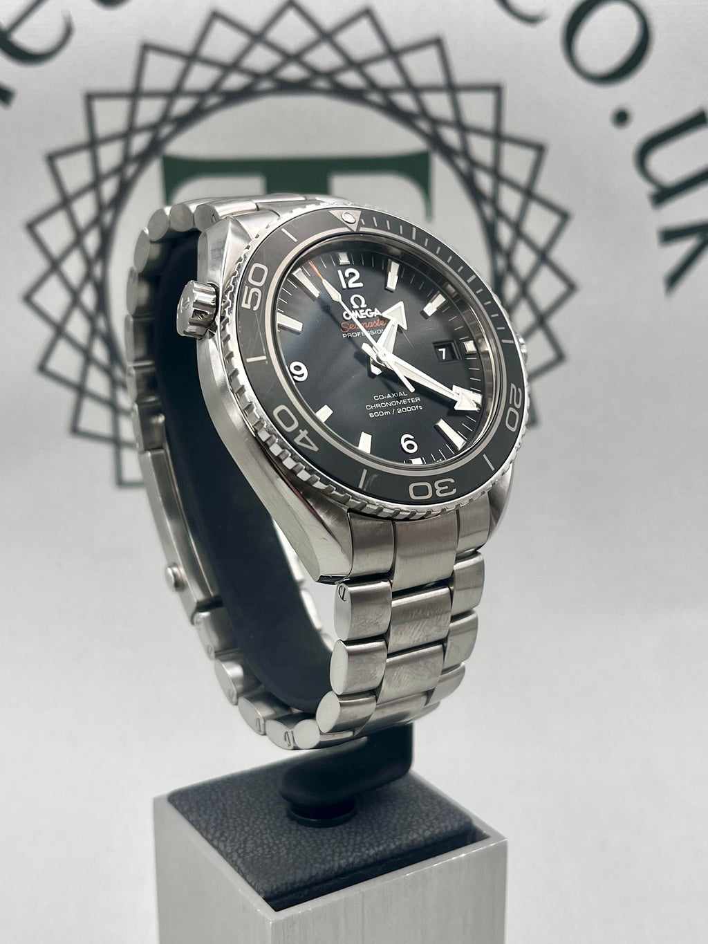 Omega SeaMaster Planet Ocean 600m 45mm 232.30.46.21.01.001 Full Set