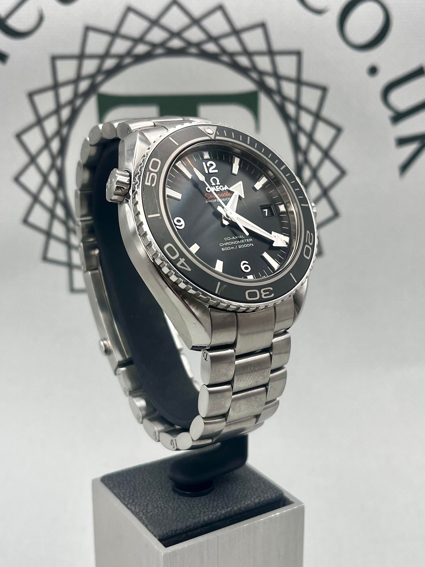 Omega SeaMaster Planet Ocean 600m 45mm 232.30.46.21.01.001 Full Set