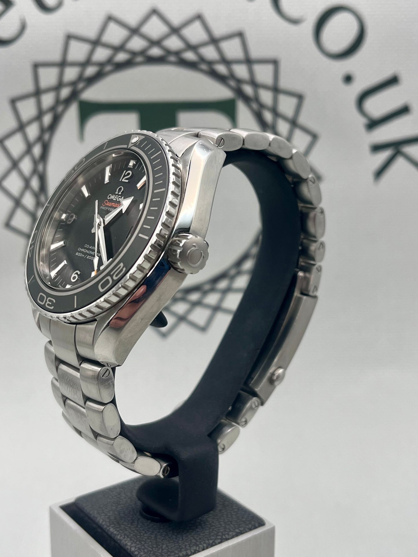 Omega SeaMaster Planet Ocean 600m 45mm 232.30.46.21.01.001 Full Set