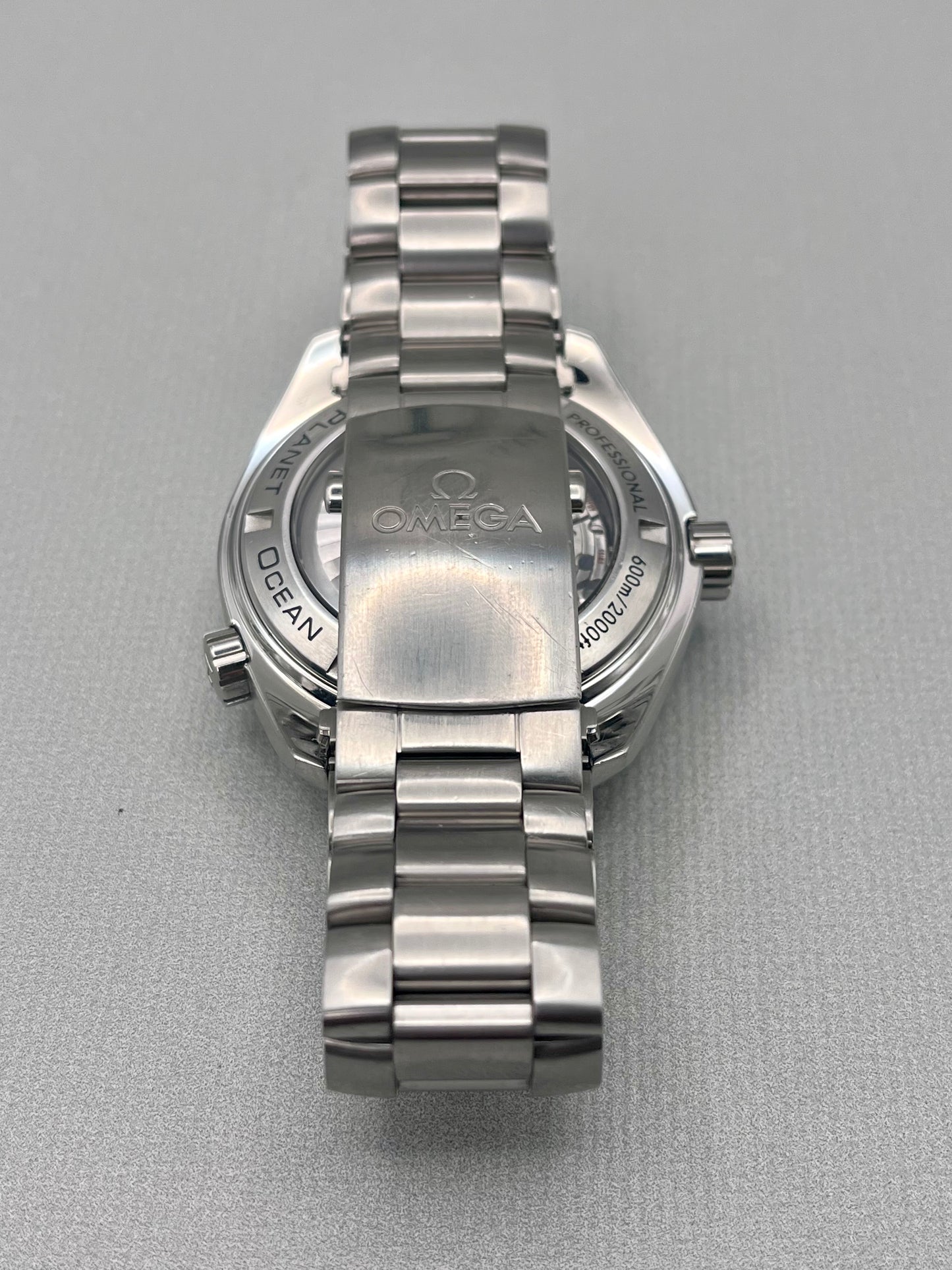 Omega SeaMaster Planet Ocean 600m 45mm 232.30.46.21.01.001 Full Set