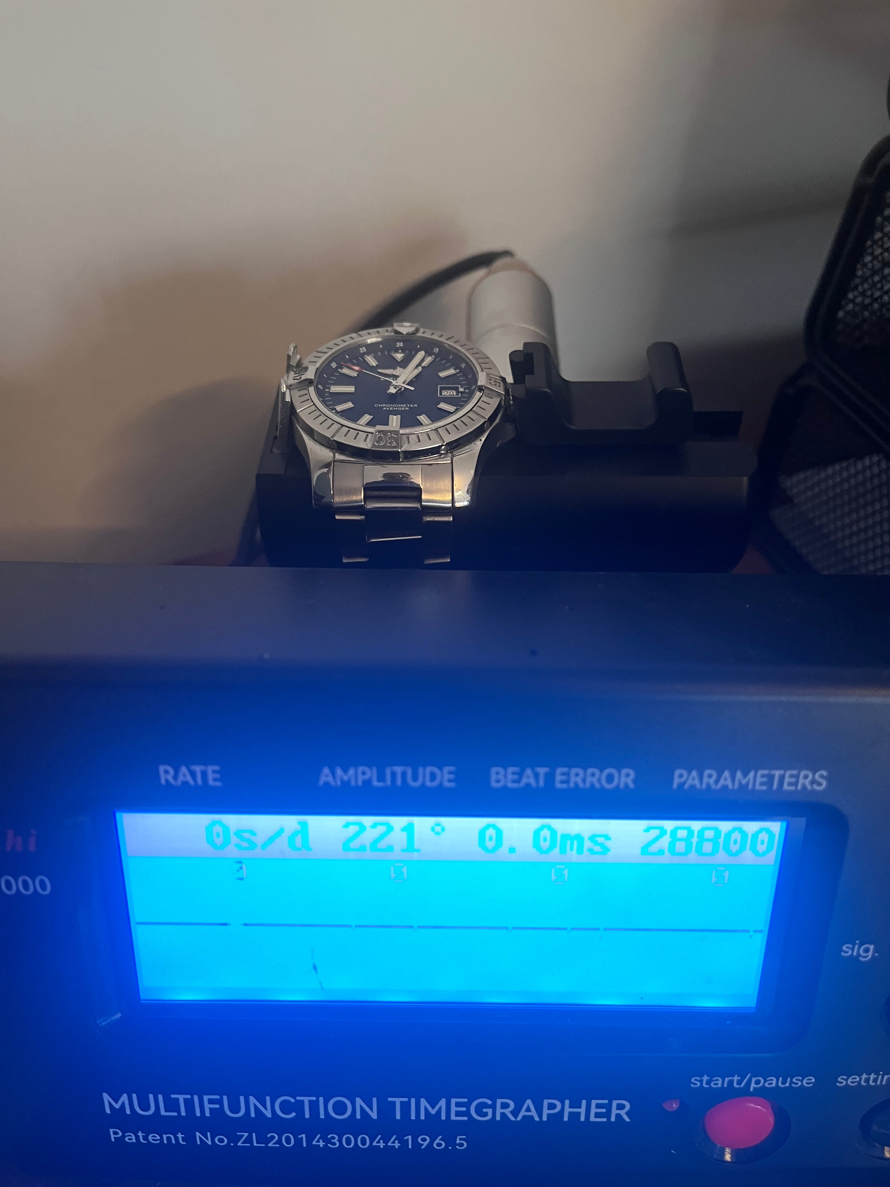 2023 Breitling Avenger Automatic A17318 43mm Full Set