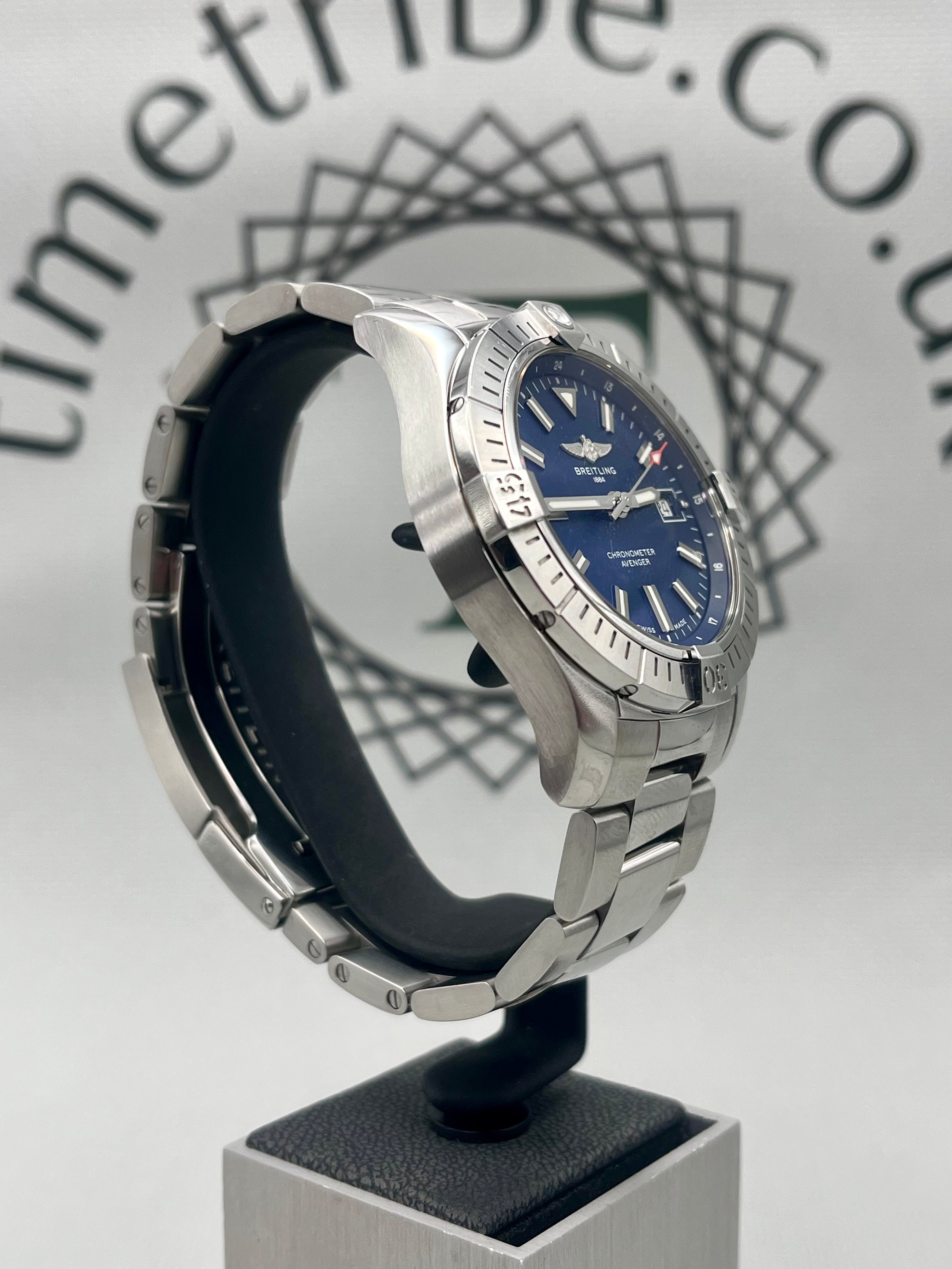 2023 Breitling Avenger Automatic A17318 43mm Full Set