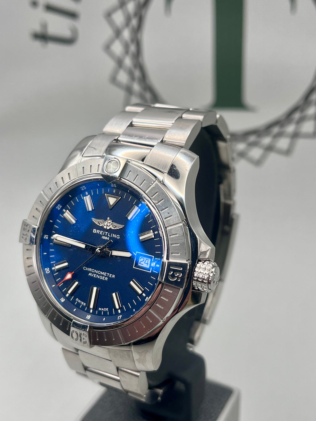 2023 Breitling Avenger Automatic A17318 43mm Full Set