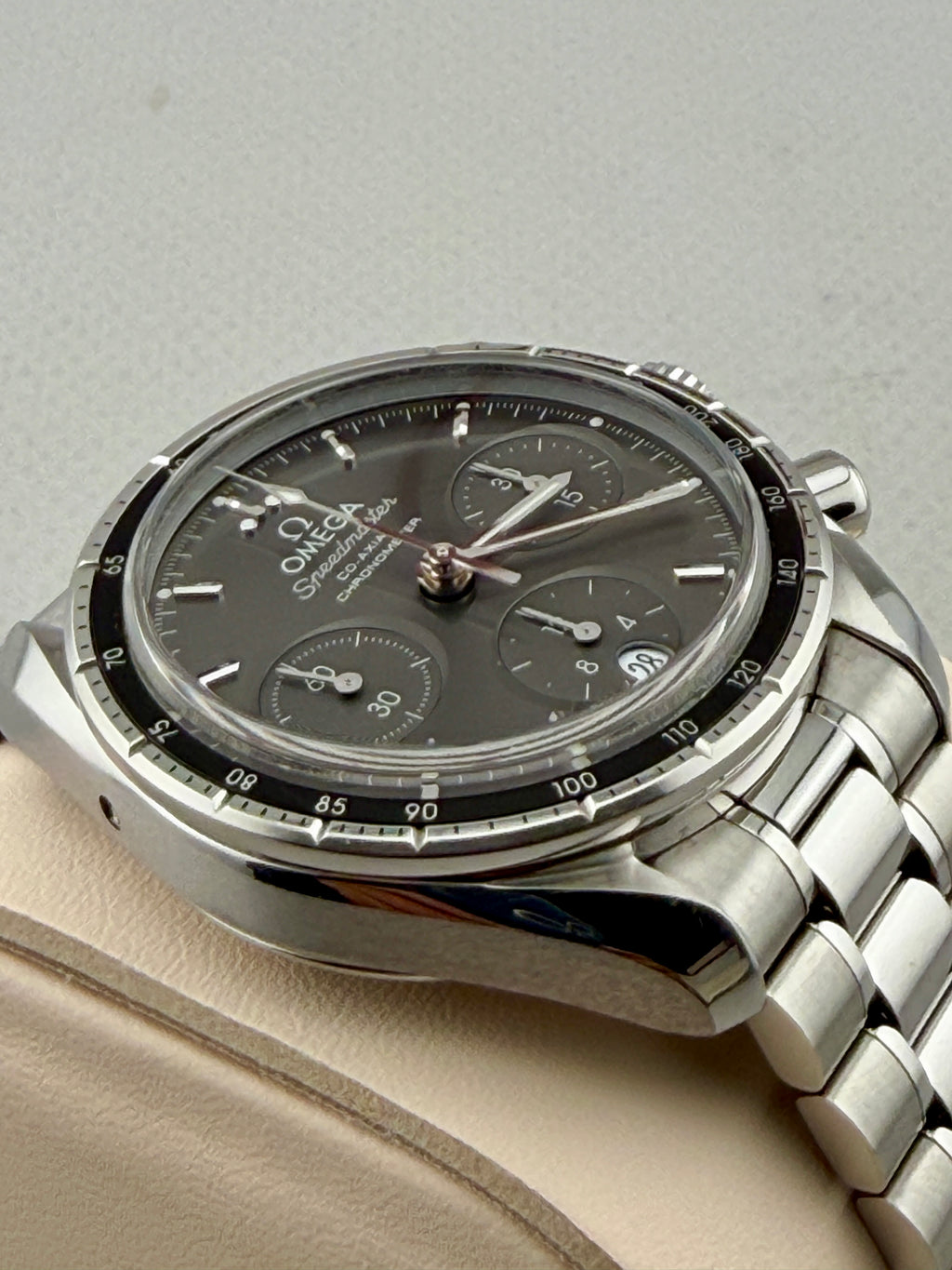 2023 Omega Speedmaster 324.30.38.50.06.001 38mm Chrono Full Set PX Welcome
