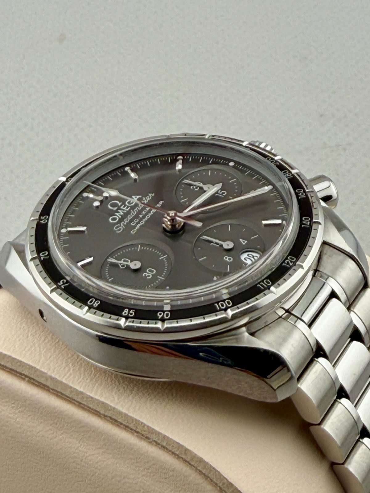 2023 Omega Speedmaster 324.30.38.50.06.001 38mm Chrono Full Set PX Welcome